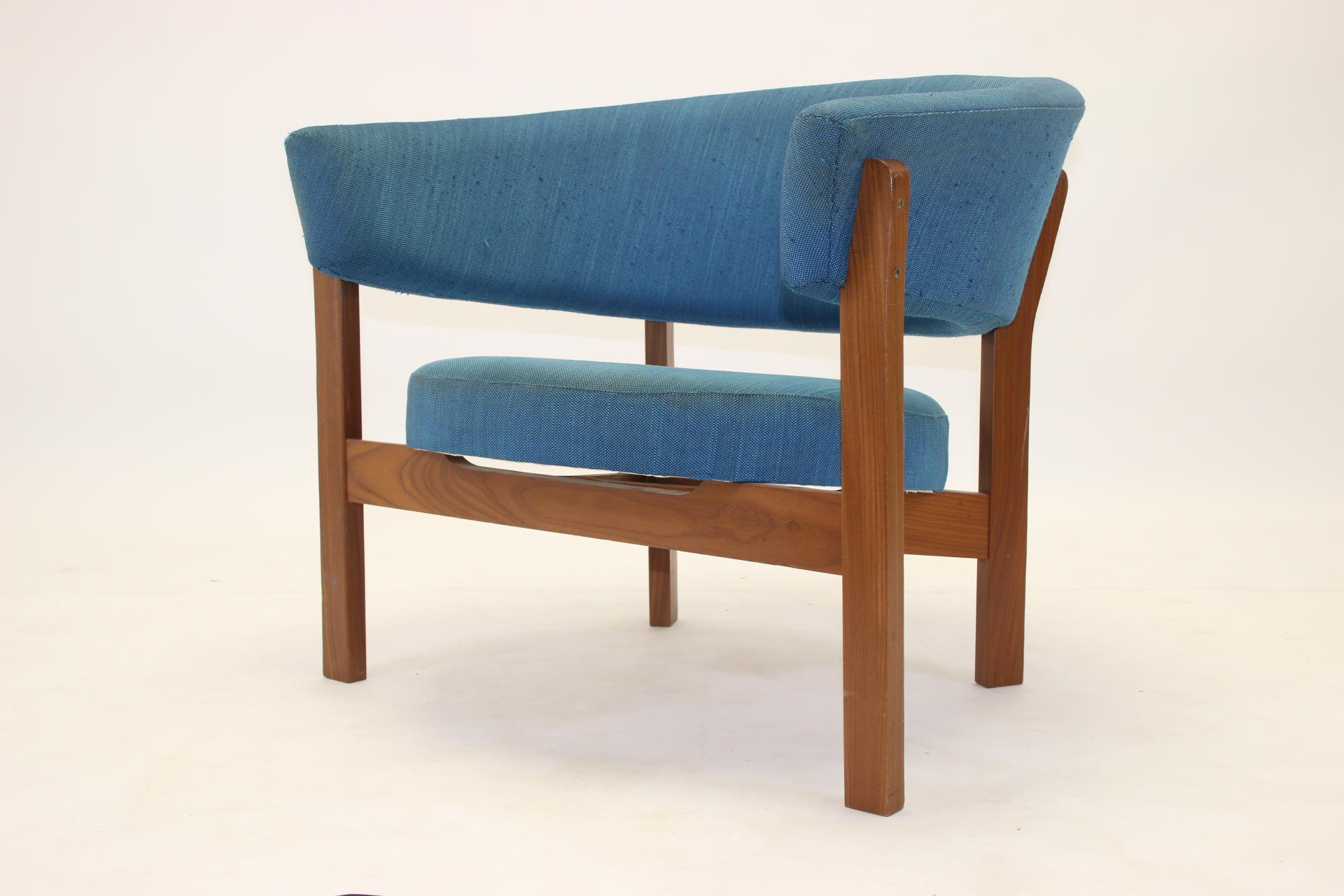 Large Blue Round Swedish Design Chair 'Prim', 1960 In Good Condition In Oostrum-Venray, NL