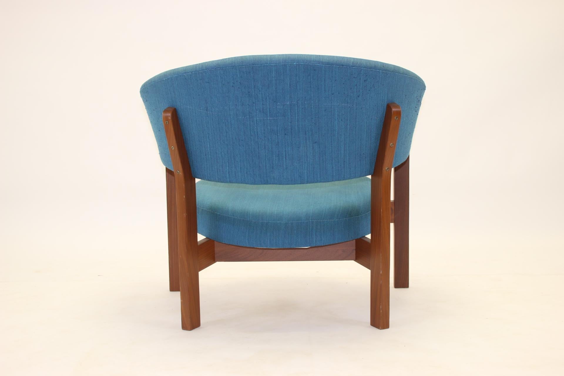 Teak Large Blue Round Swedish Design Chair 'Prim', 1960