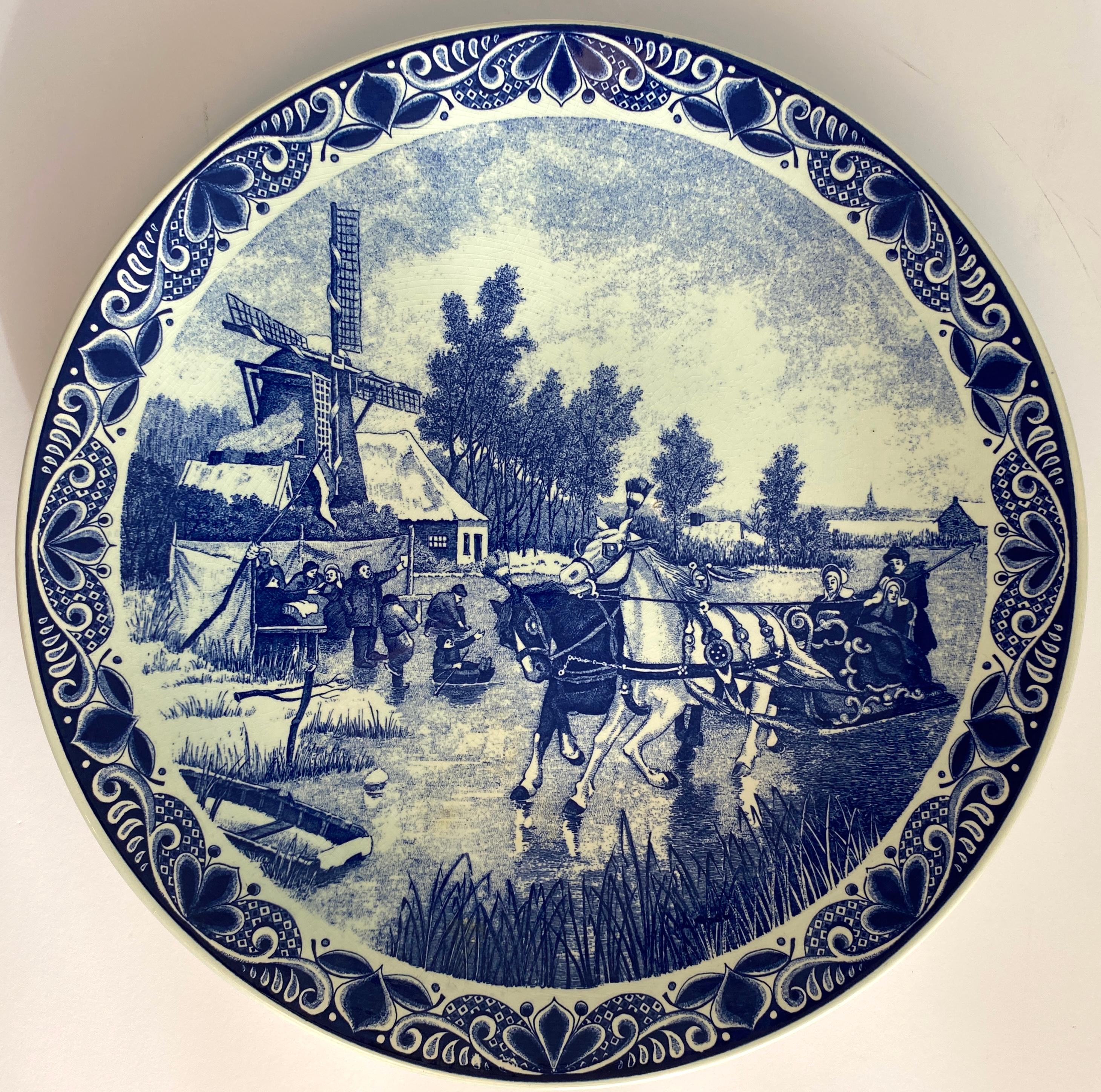 Großer blau-weißer Delft-Teller, holländisches Porzellan-Wandgeschirr oder Plakette im Angebot 3