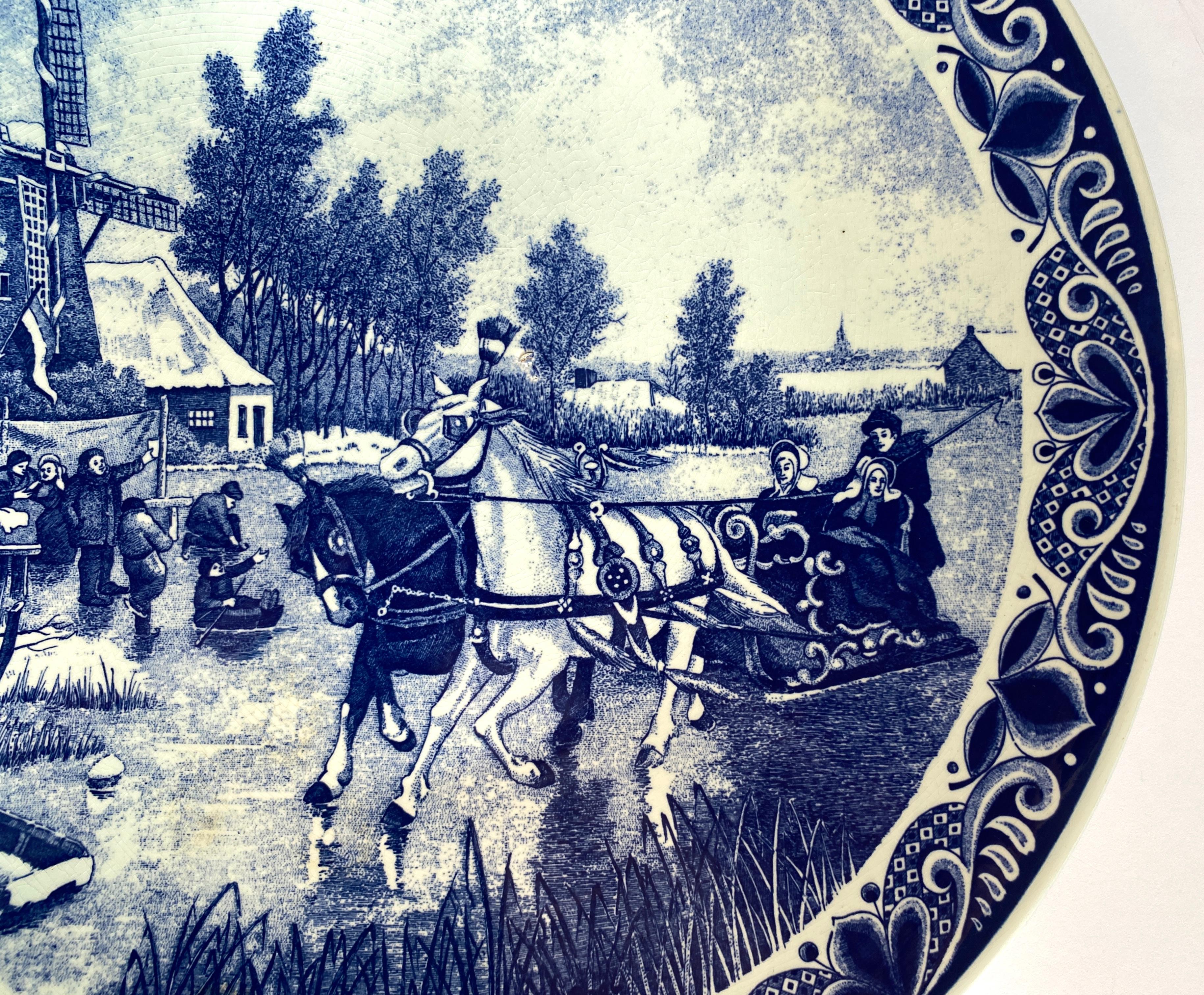 Großer blau-weißer Delft-Teller, holländisches Porzellan-Wandgeschirr oder Plakette im Zustand „Gut“ im Angebot in Miami, FL