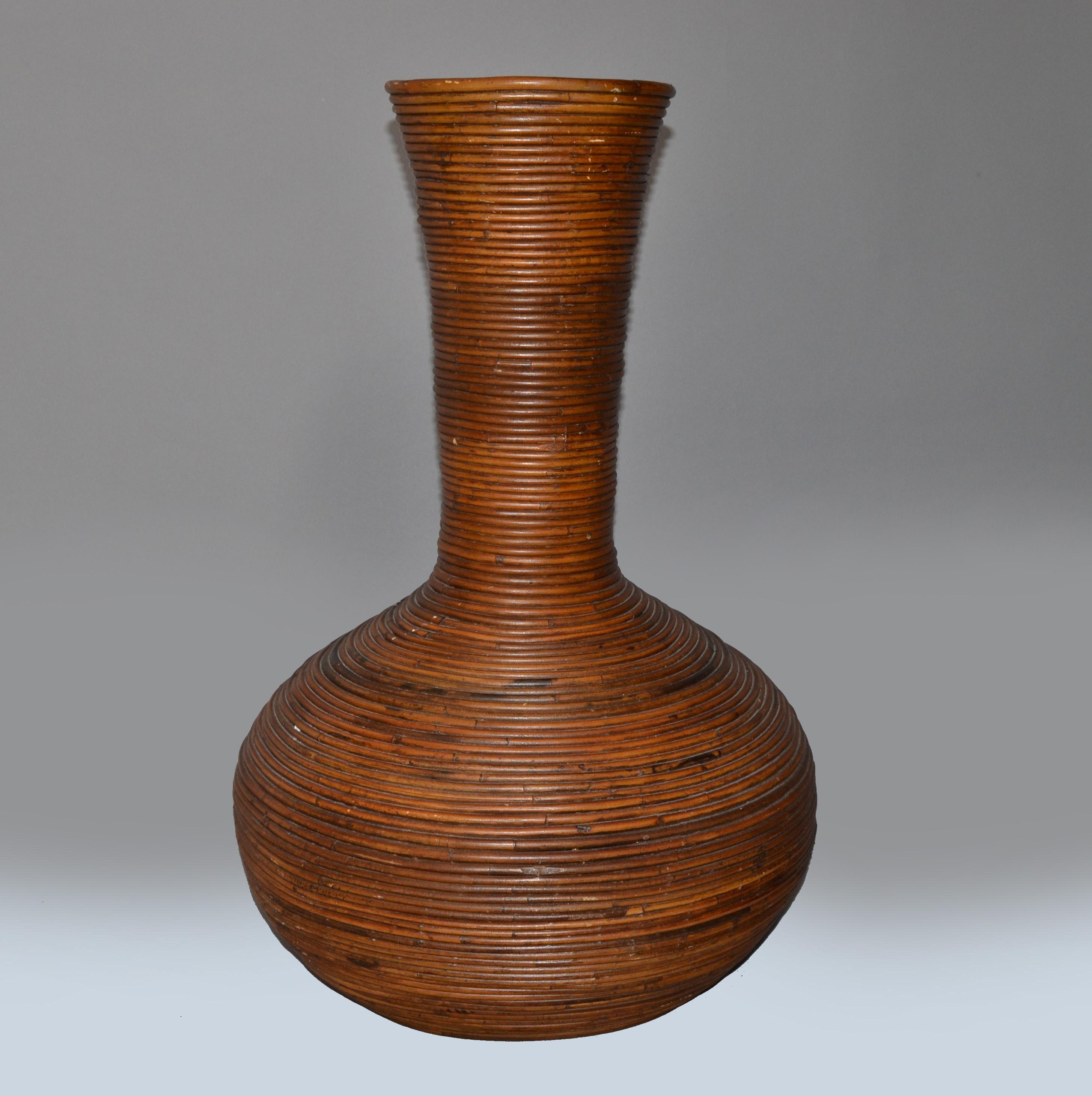 Large Bohemian Tan Pencil Reed Bamboo Handcrafted Tall Round Shape Floor Vase For Sale 3