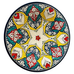 Grande pièce centrale ou assiette décorative en poterie peinte à la main au design figuratif bohème chic