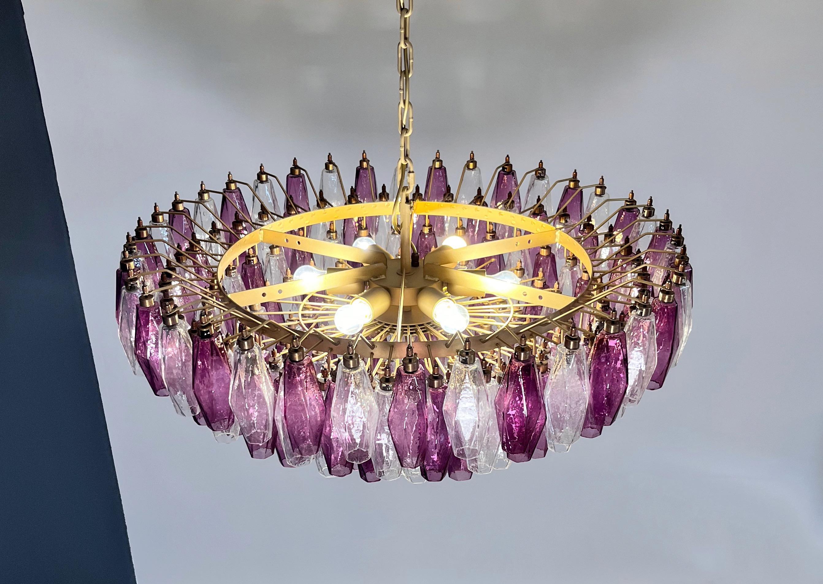Gran araña de Murano de vivos colores al estilo de Carlo Scarpa. en venta 3