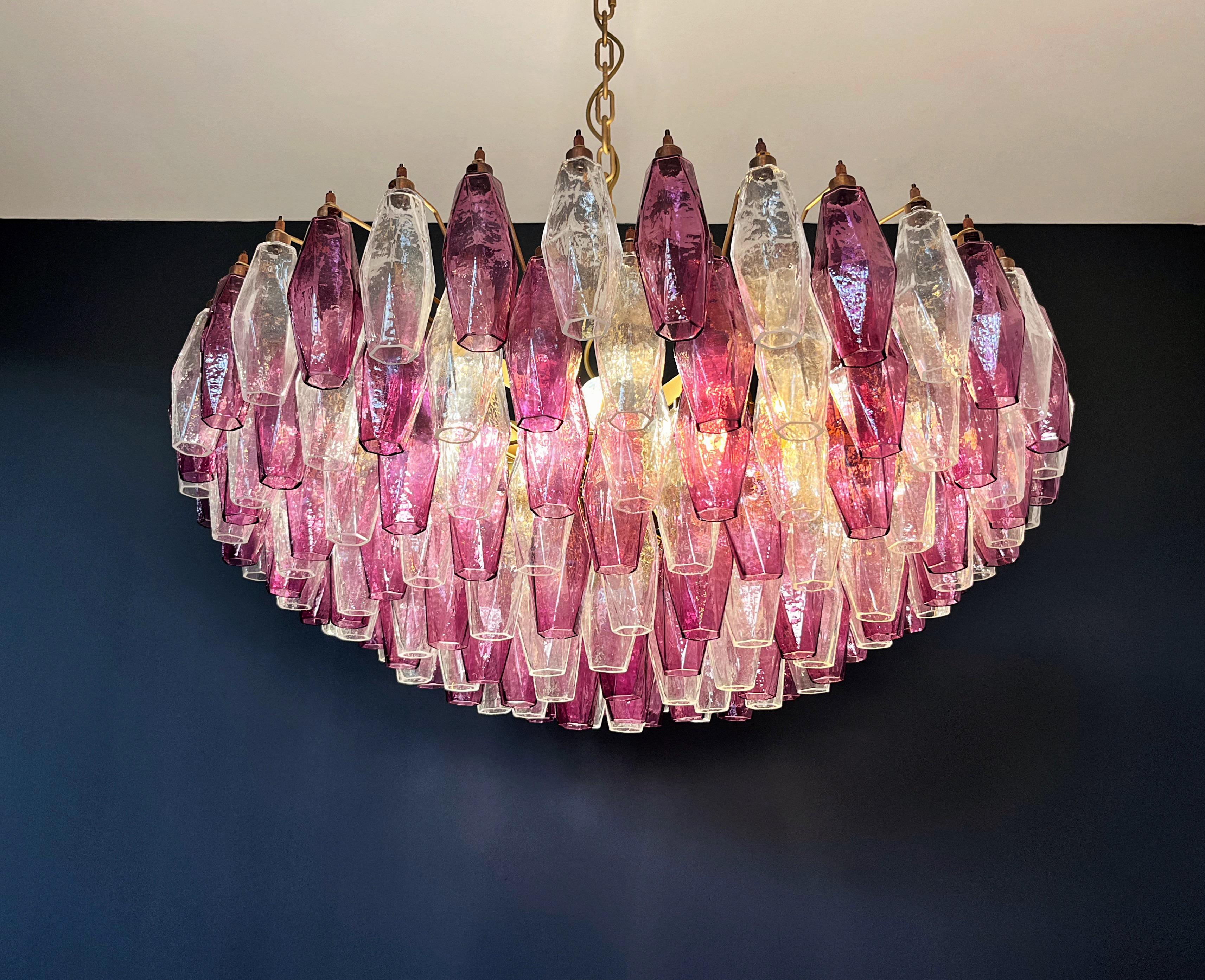 Gran araña de Murano de vivos colores al estilo de Carlo Scarpa. Italiano en venta