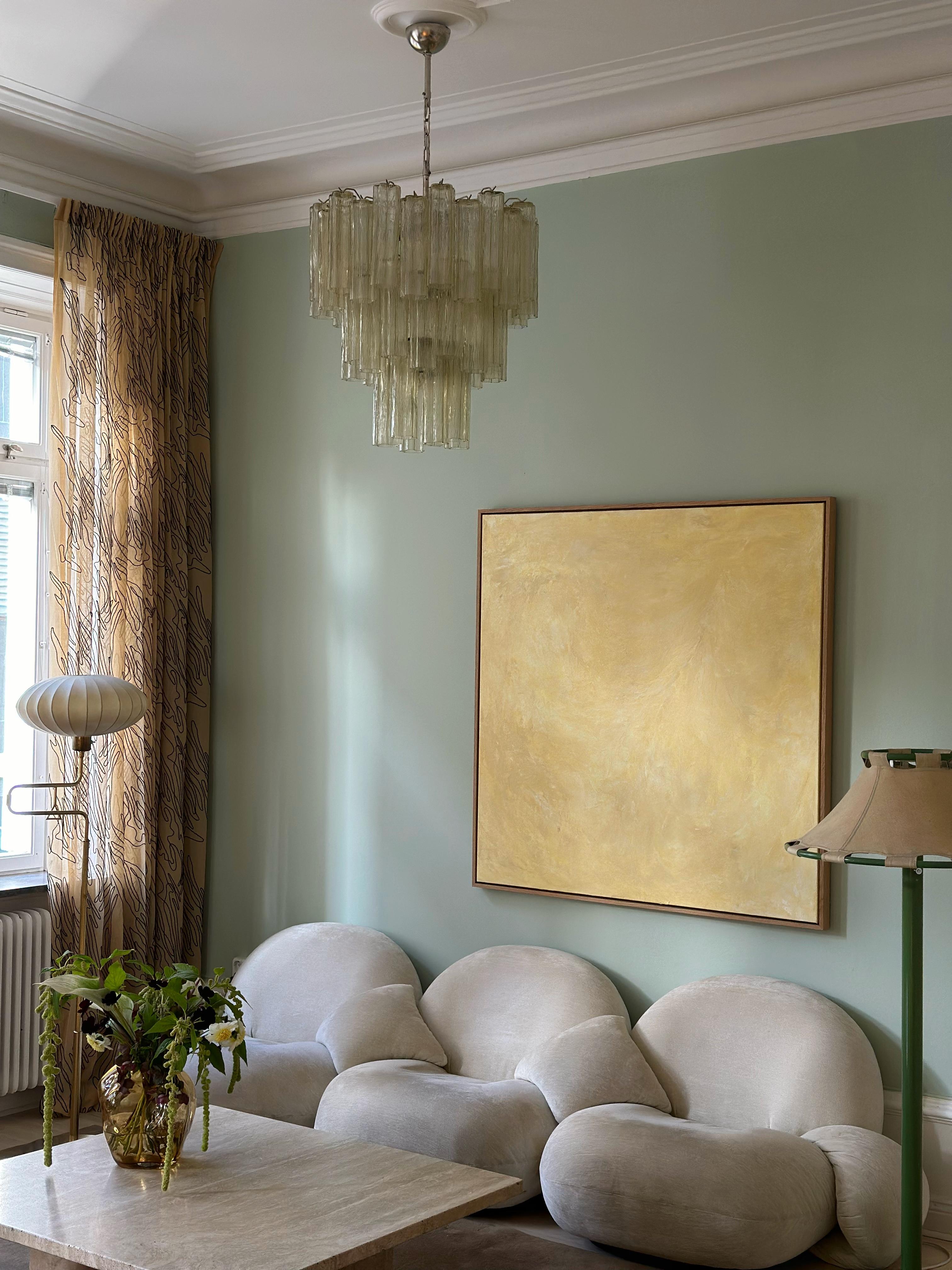 Mid-Century moderno Grande lampadario di Murano color miele con prismi formati da un tubo in vendita