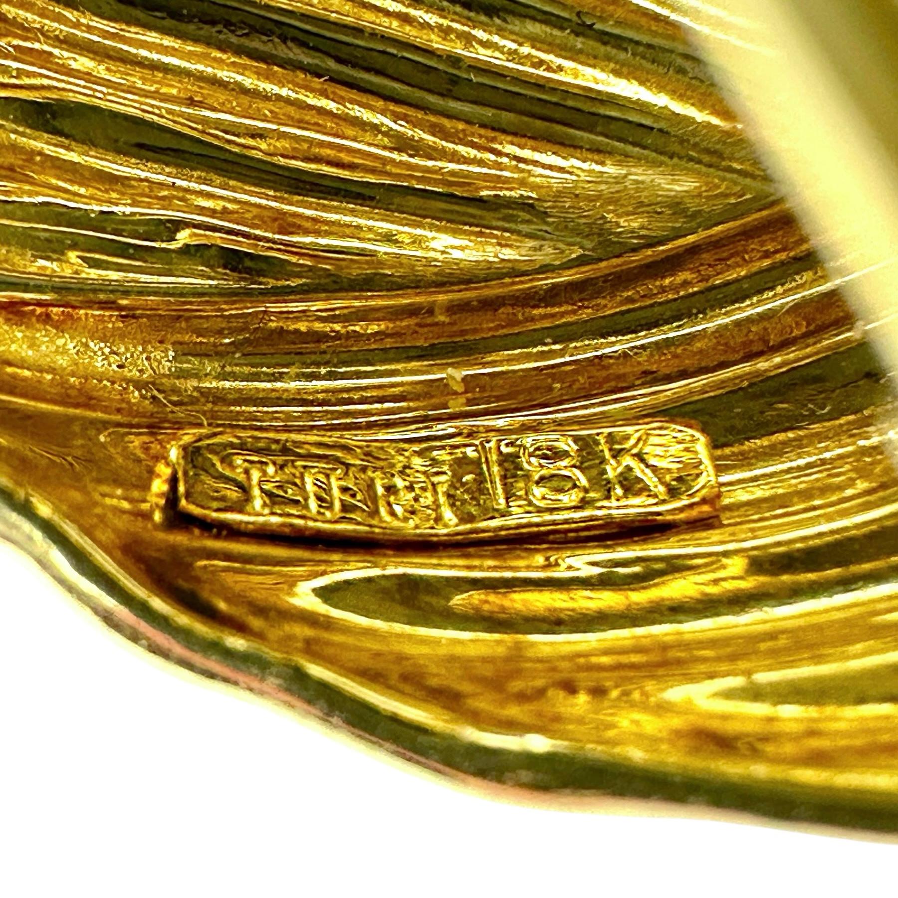 Large Bombe Fluted 18K Yellow Gold Earrings by Charles Turi 1.25 Inch Diameter For Sale 3