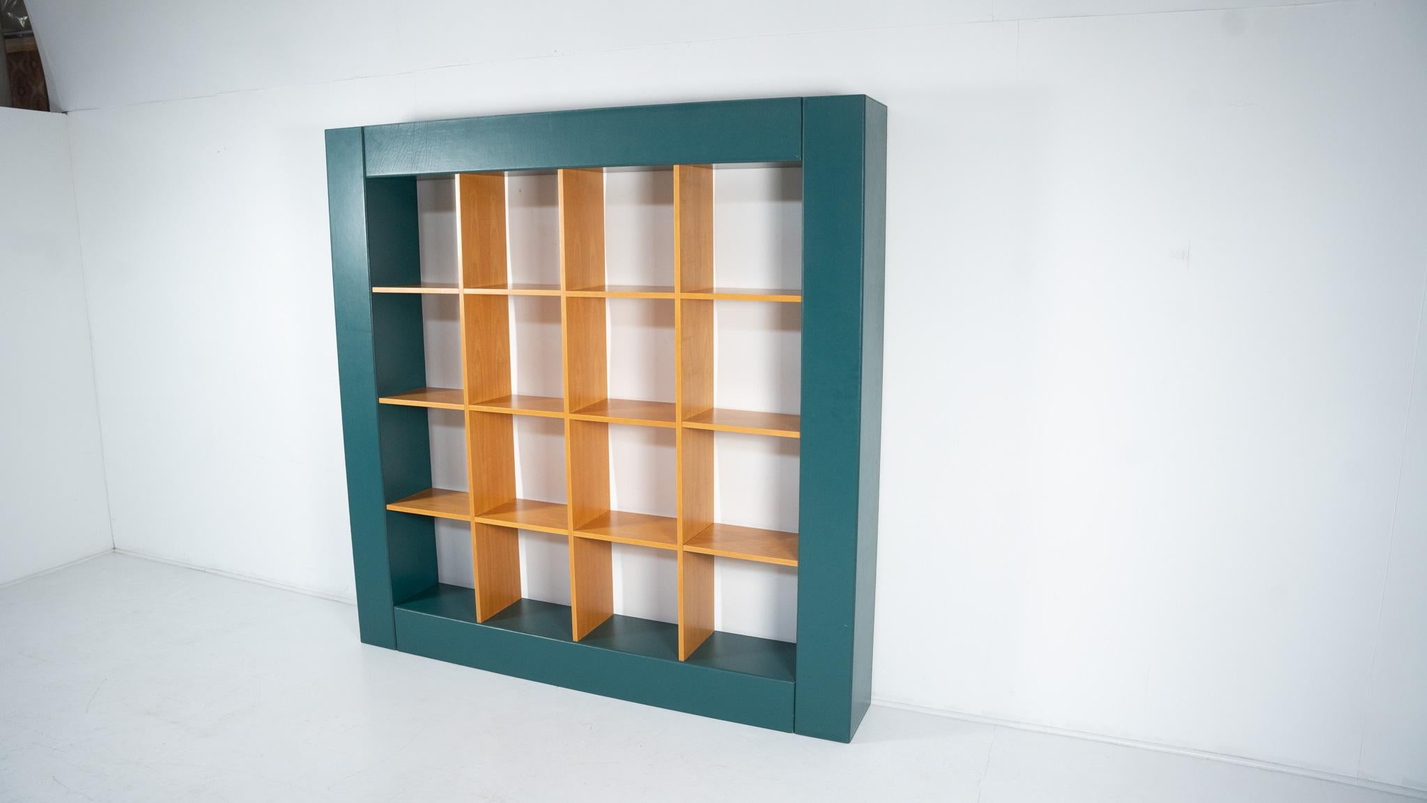 Große Bücherregalschlaufe von Pierluigi Molinari, Holz und Leder, Italien, 1990er Jahre im Angebot 2