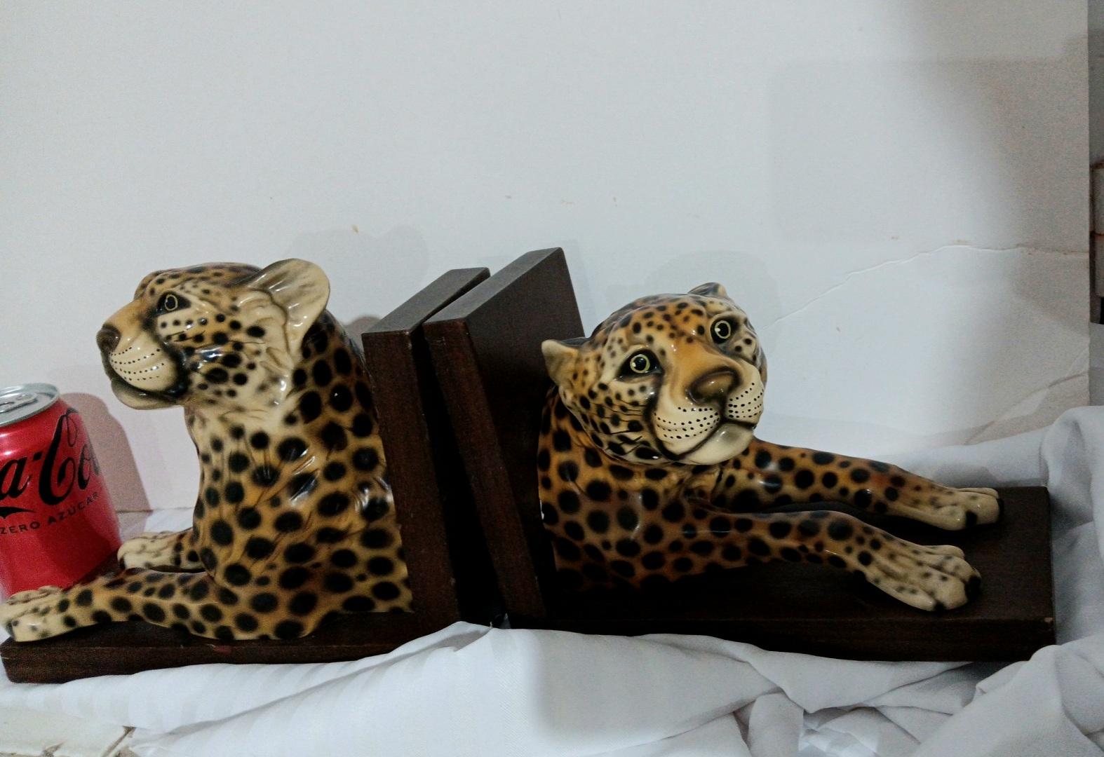 Spanish Large Bookends Spectacular Ceramic or Porcelain in the shape of a leopard 50s