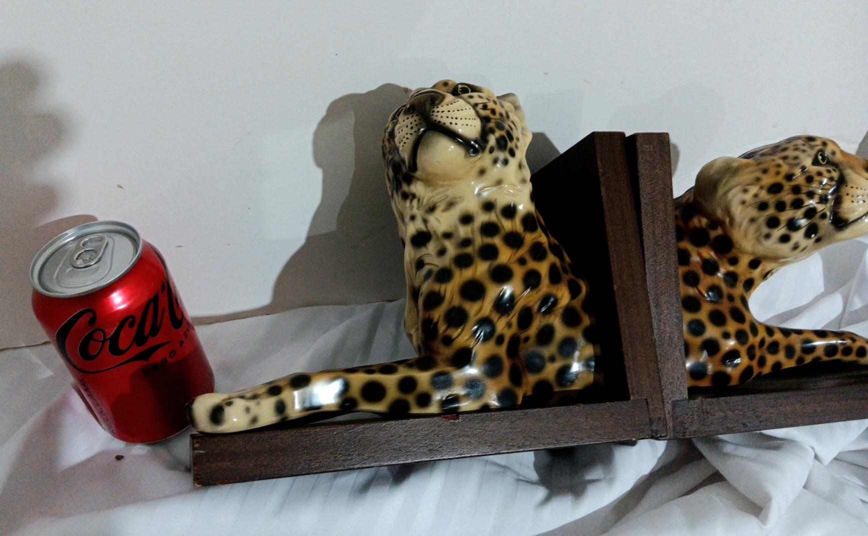 20th Century Large Bookends Spectacular Ceramic or Porcelain in the shape of a leopard 50s