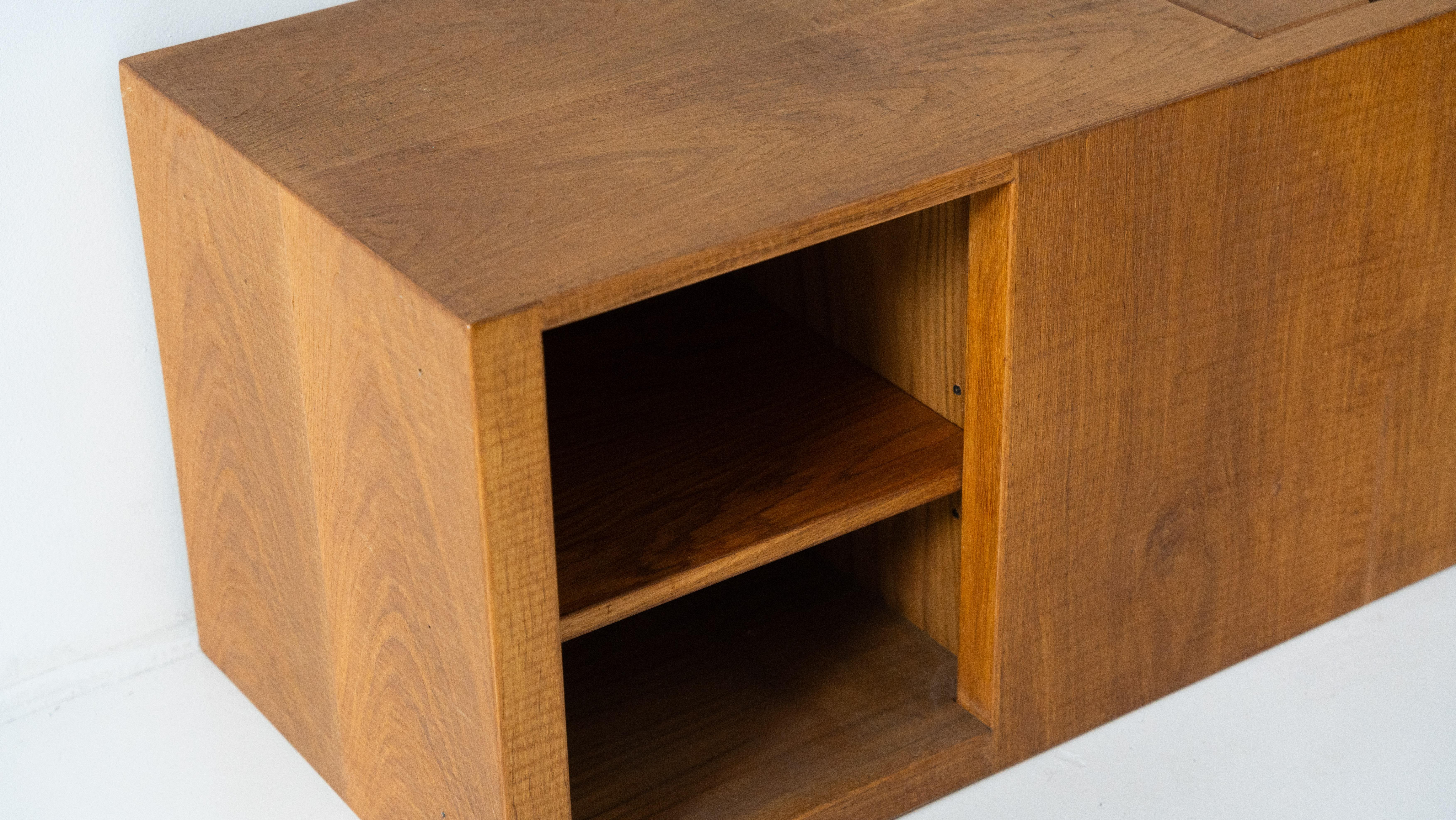 Mid-Century Modern Grande bibliothèque avec banc par Guiseppe Rivadossi pour Officina Rivadossi, Italie en vente