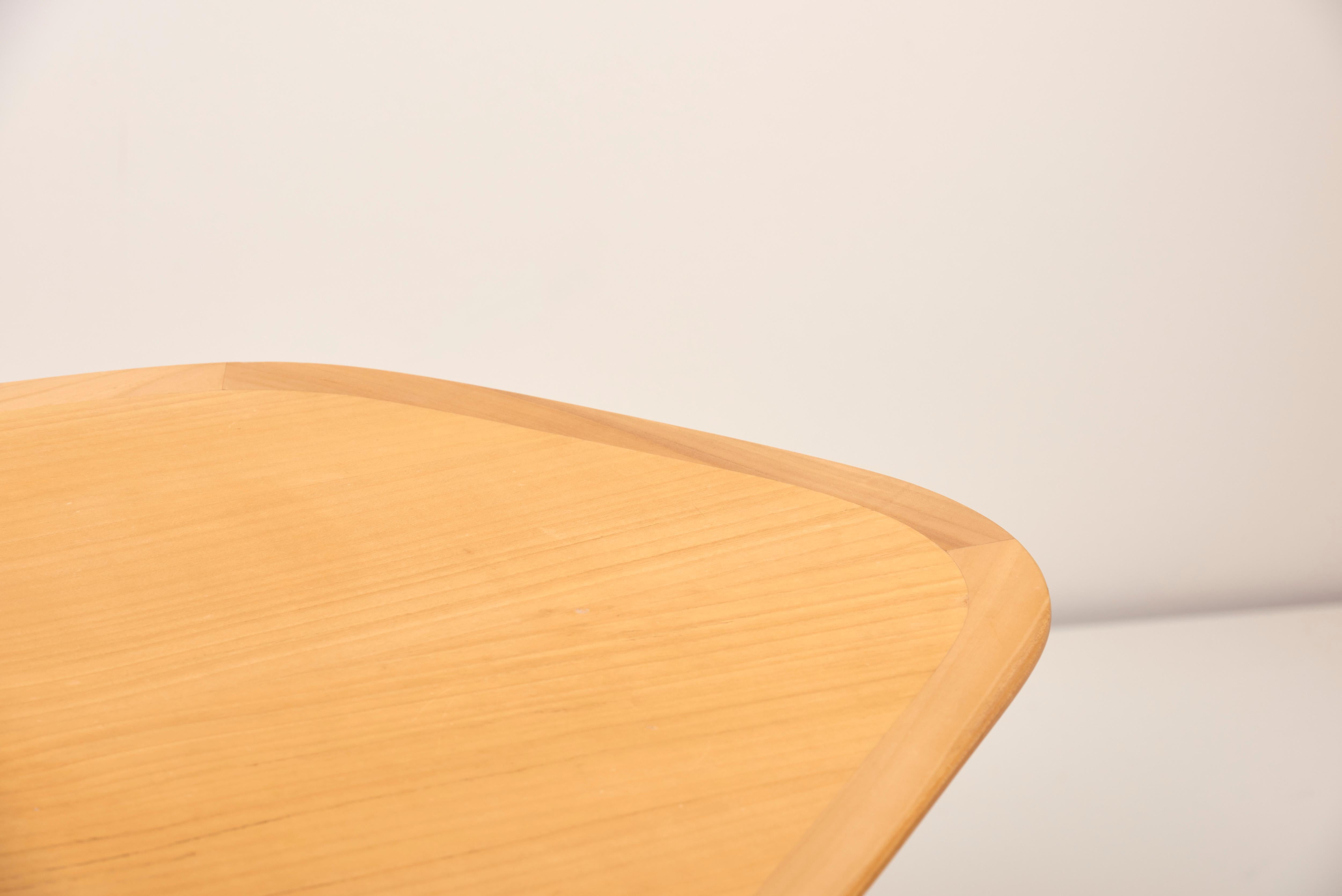 Large Boomerang-Shaped Coffee Table in Teak Wood by Svante Skogh for Laauser In Excellent Condition In Berlin, DE