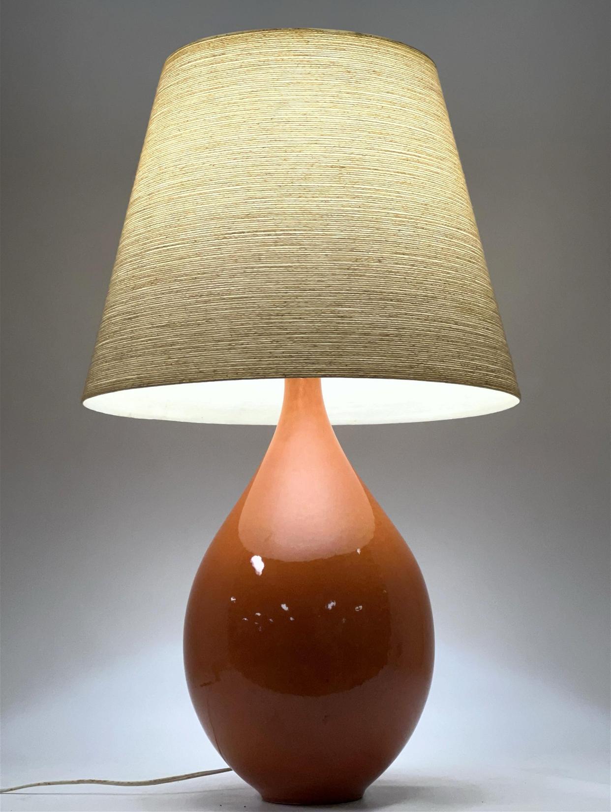 Mid-20th Century Large Bostlund Gourd Form Ceramic Table Lamp With Original Bostlund Shade For Sale