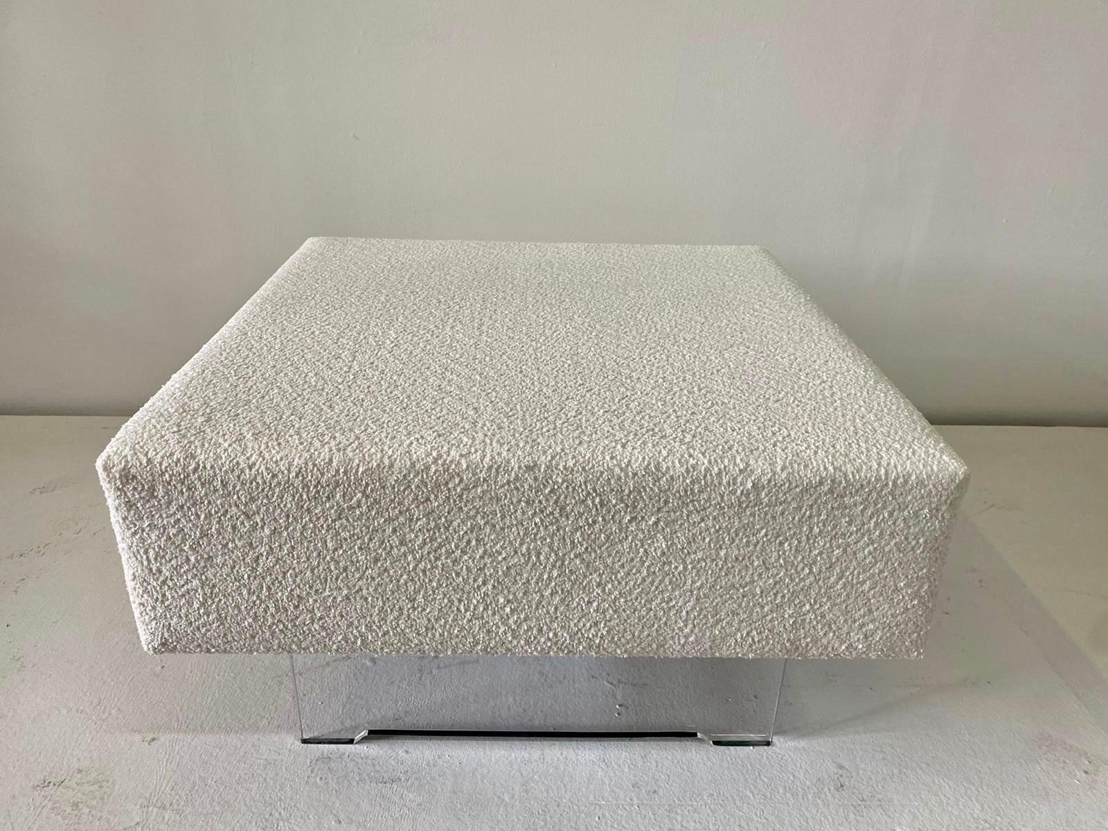 Mid-Century Modern Large Boucle Clad Ottoman in the Style of Kagan, Lucite Legs For Sale