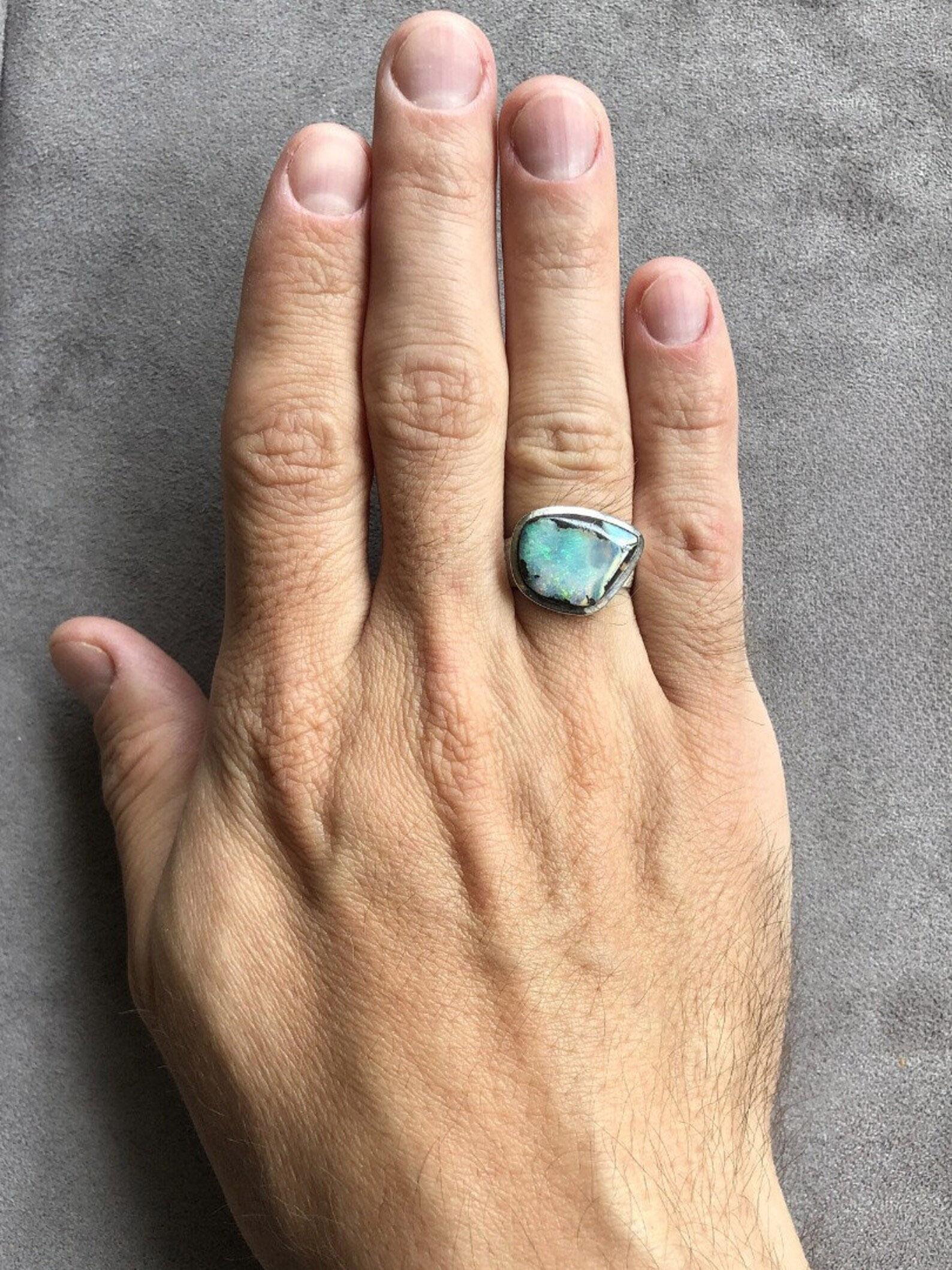 Artisan Large Boulder Opal Ring silver Green Blue Australian Gemstone unisex vintage en vente