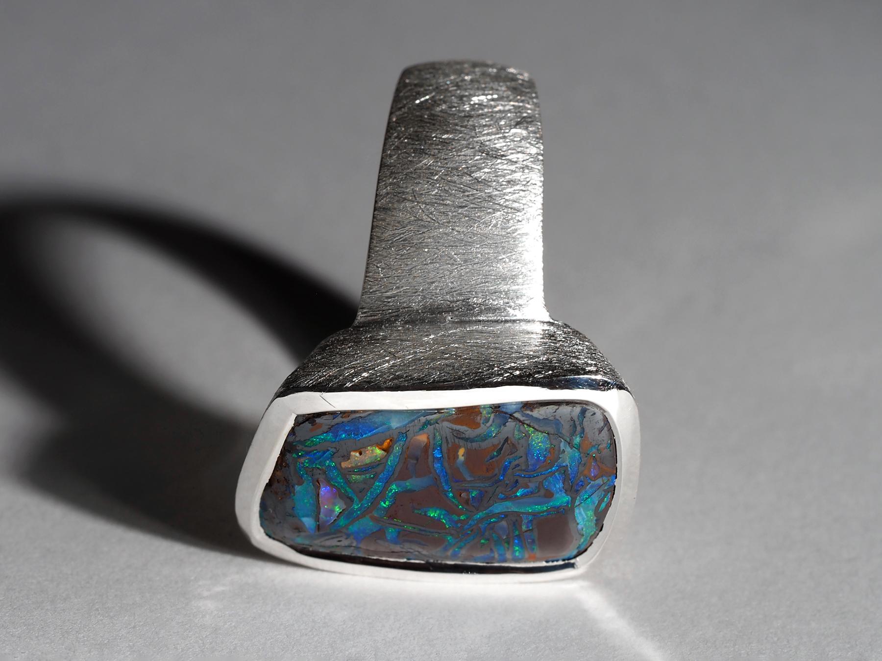 Large Boulder Opal Ring silver Natural Opal gift friend anniversary opal wedding In New Condition For Sale In Berlin, DE