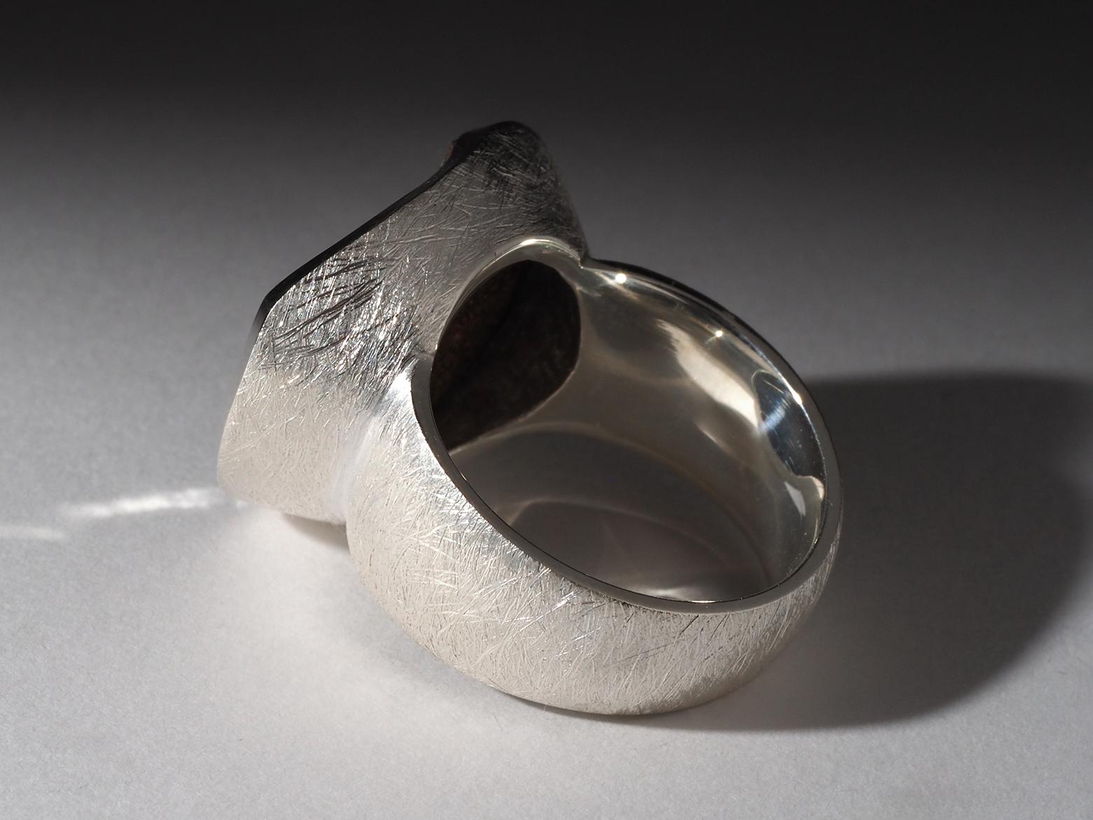Grande anello di opale Boulder in argento Anello di dichiarazione con pietra preziosa colorata da 8 carati in vendita 10