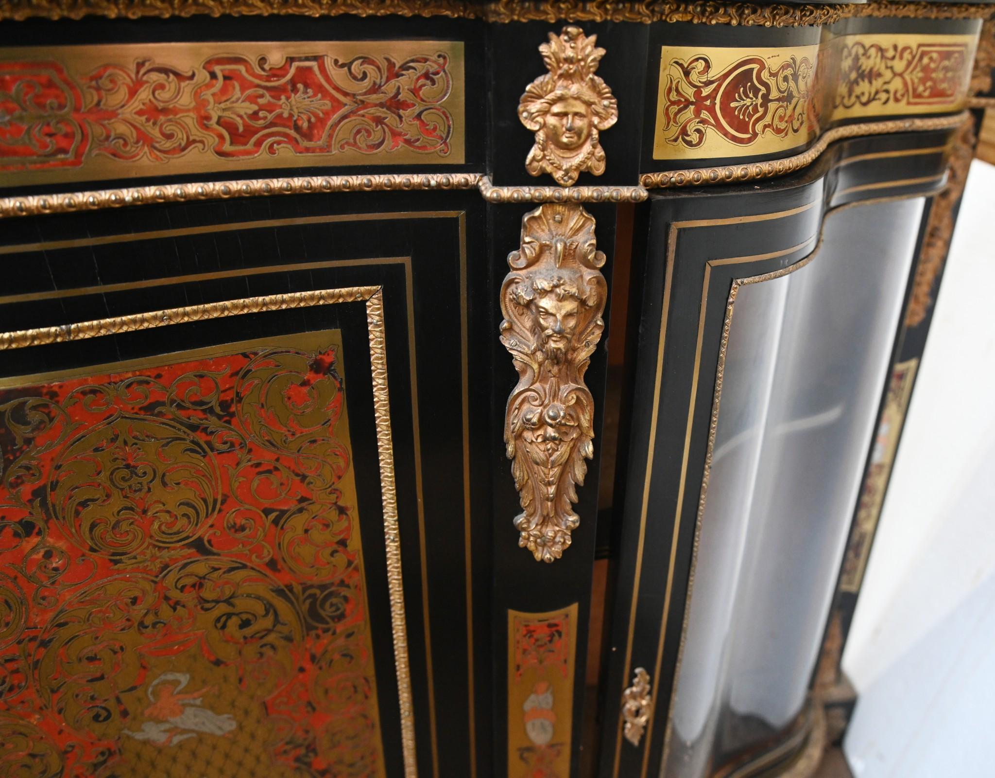 Large Boulle Credenza Sideboard Napoleon III Inlay In Good Condition For Sale In Potters Bar, GB