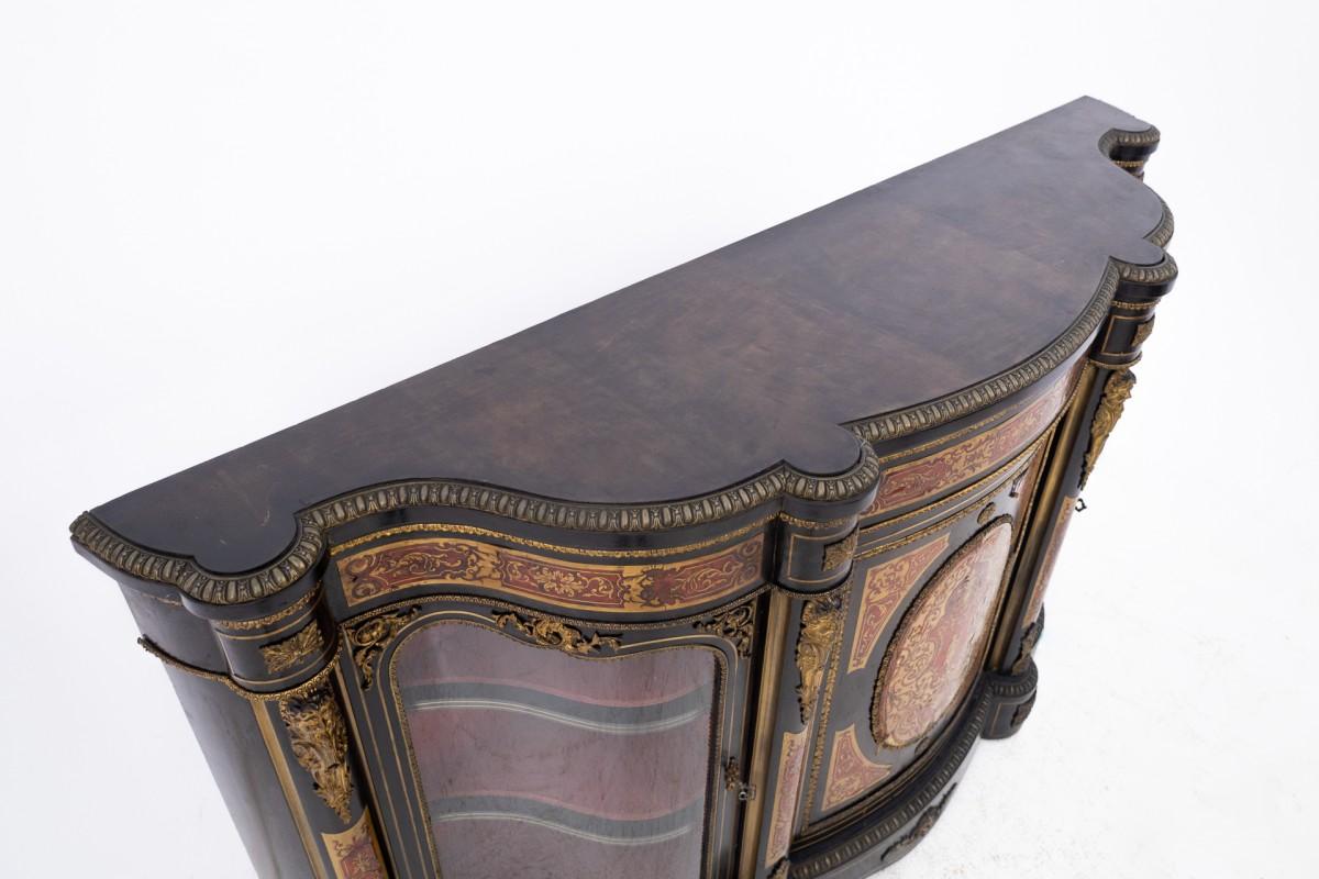 Milieu du XIXe siècle Grande commode de style Boulle, France, vers 1860. en vente