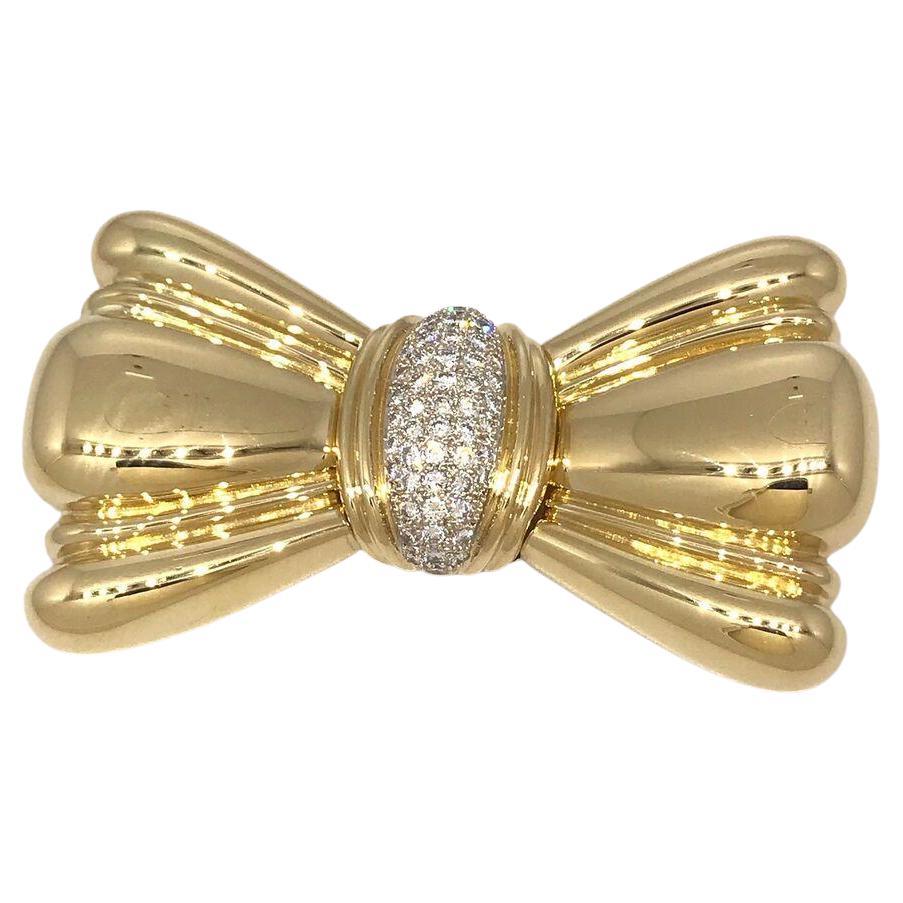 Large Bow Pin Brooch with Pave Diamonds in 18k Yellow Gold For Sale