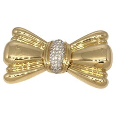 Vintage Large Bow Pin Brooch with Pave Diamonds in 18k Yellow Gold