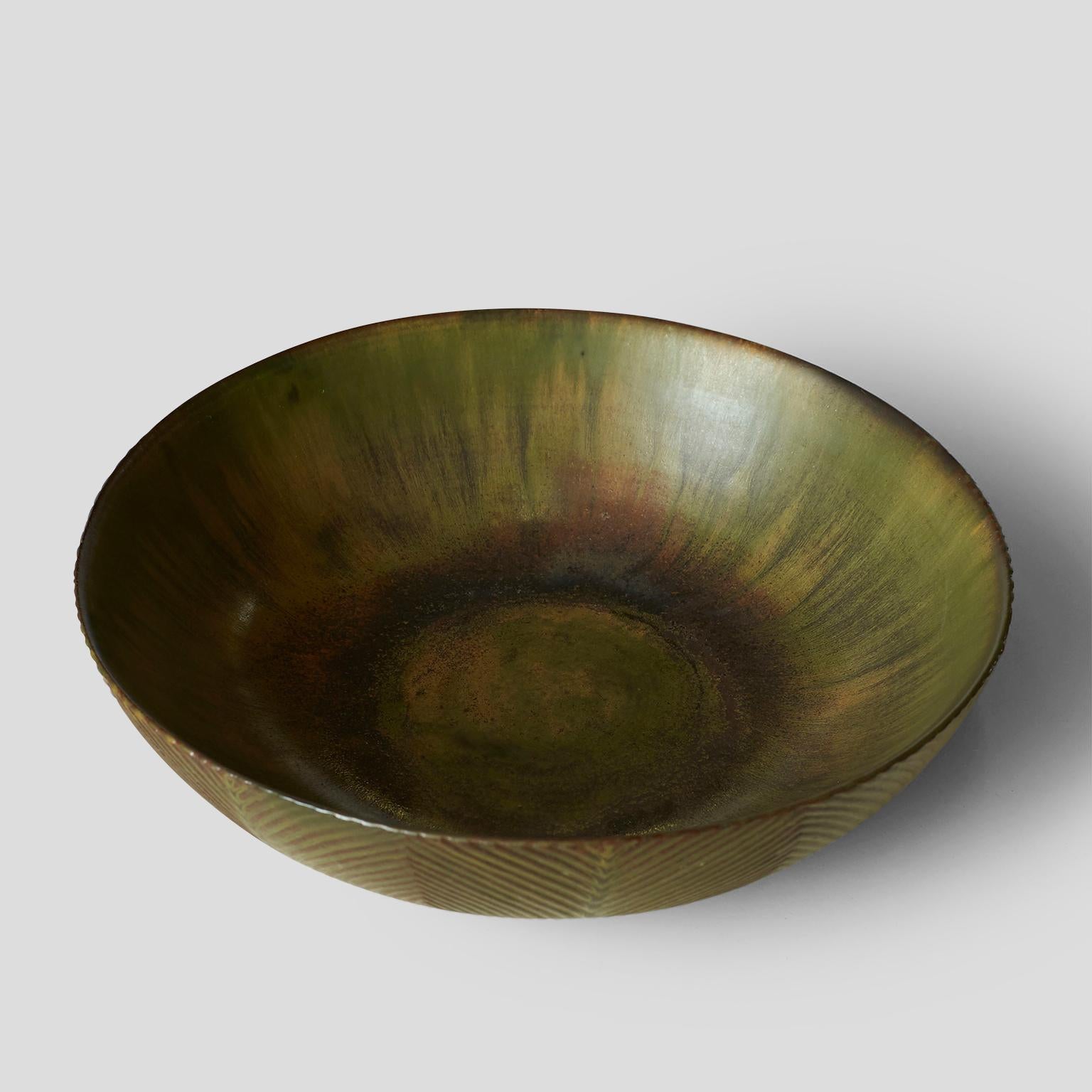 Scandinavian Modern Large Bowl by Axel Salto for Royal Copenhagen For Sale