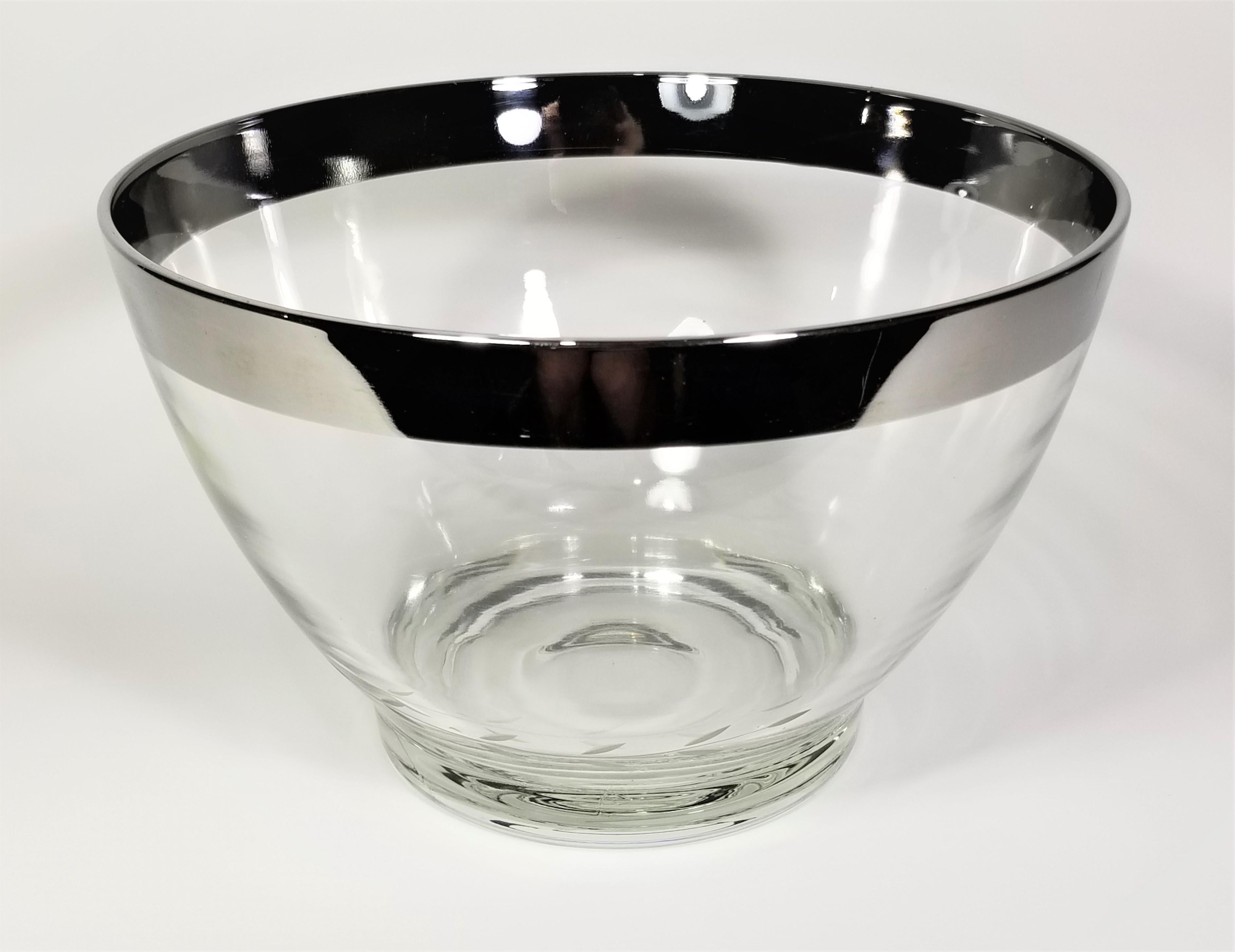 Cuenco grande con borde de plata Estilo de mediados de siglo de Dorothy Thorpe en venta 2