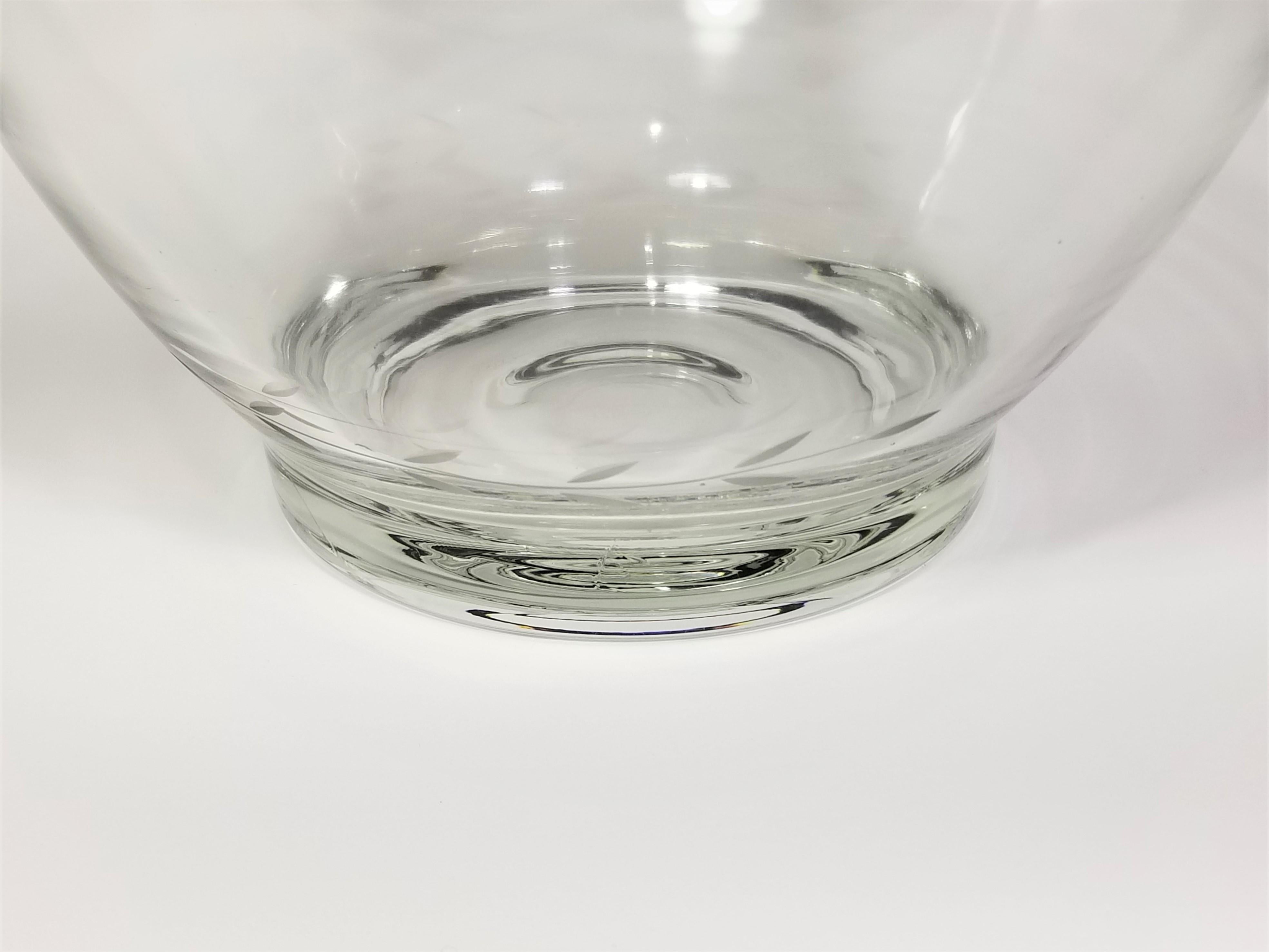Cuenco grande con borde de plata Estilo de mediados de siglo de Dorothy Thorpe en venta 3