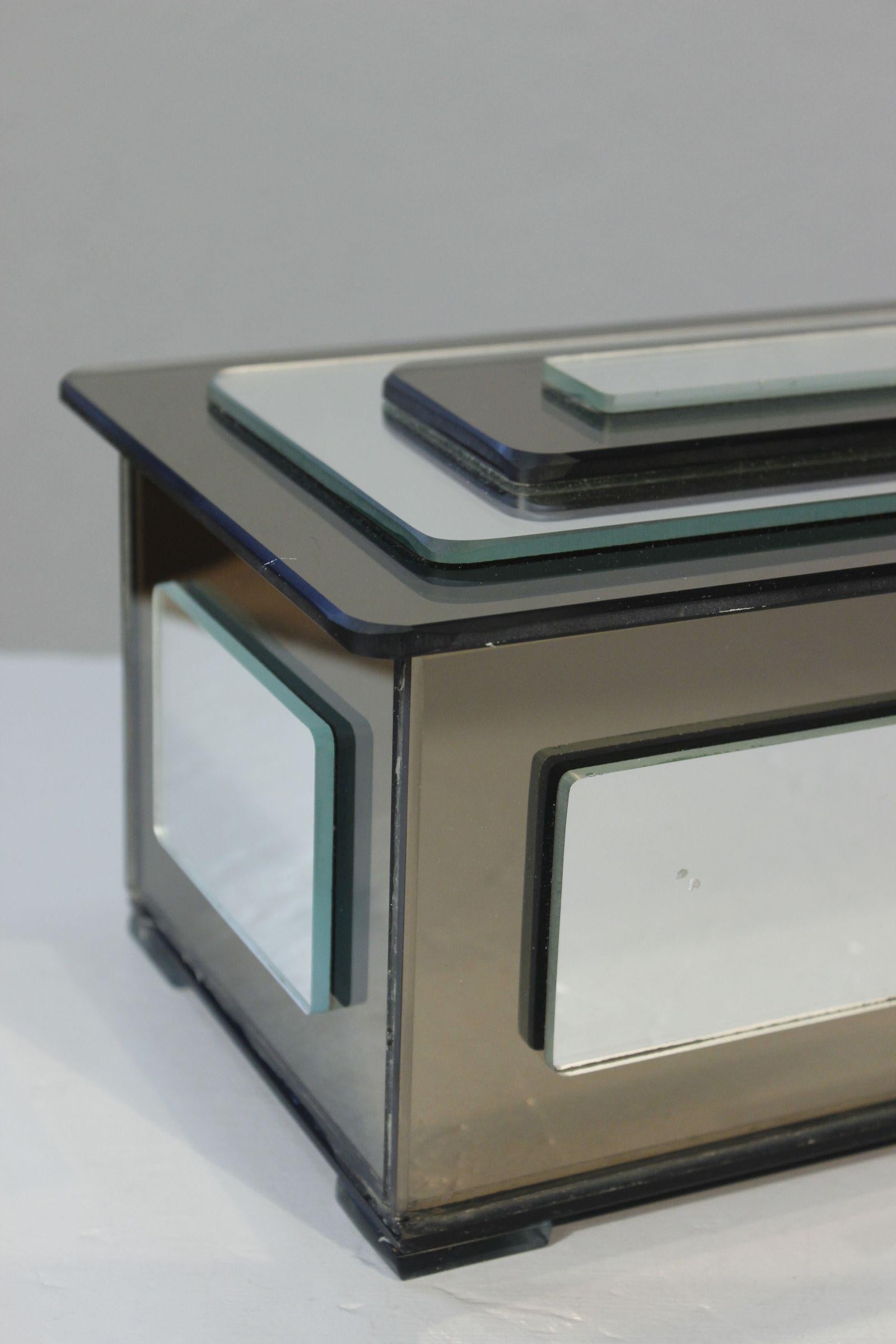 Große Schachtel aus klarem und geräuchertem Spiegel, im Stil von Fontana Arte, 1970er Jahre im Angebot 2
