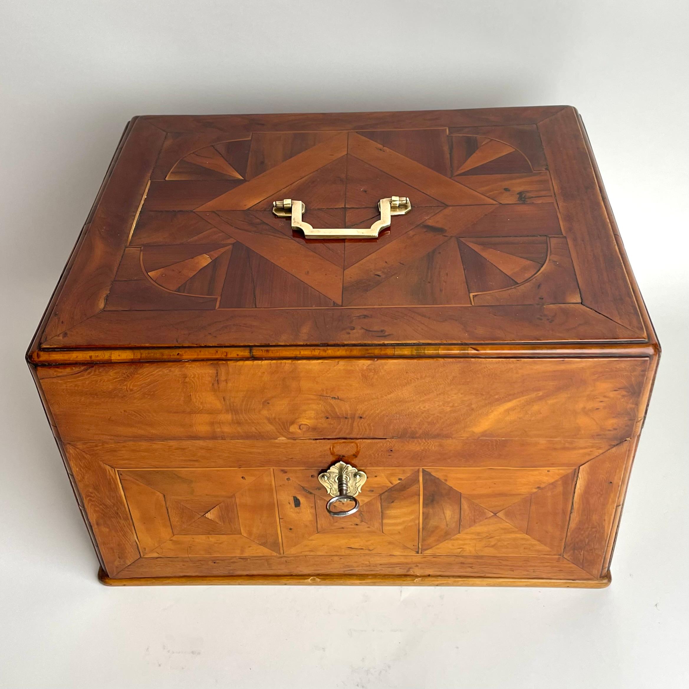 Swedish Large box with inlay of various fruit woods. Baroque, early 18th Century For Sale