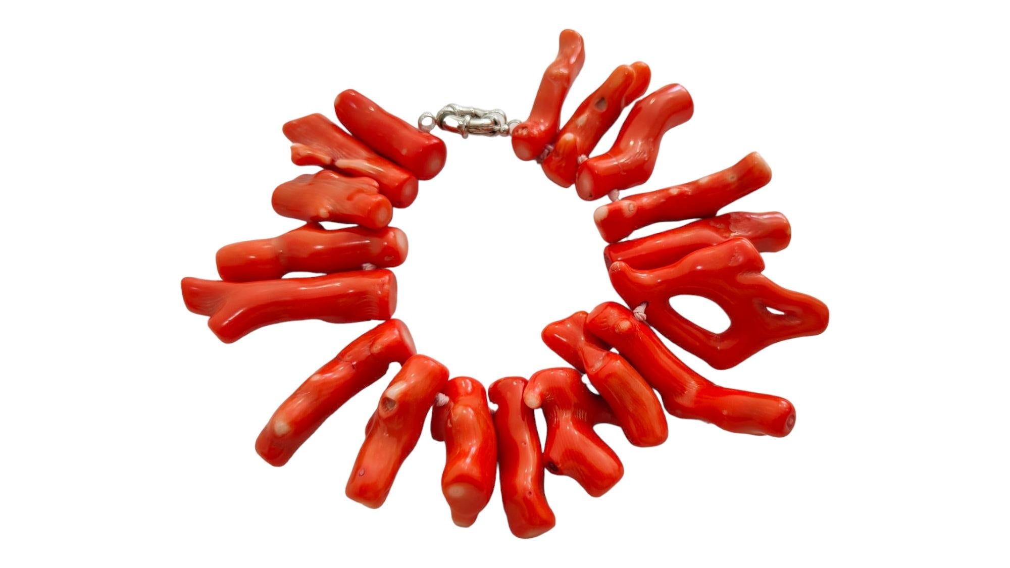 Large Bracelet With Mediterranean Coral Branches For Sale 1
