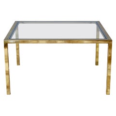 Grande table basse mi-siècle en laiton et chrome attribuée à la Maison Jansen