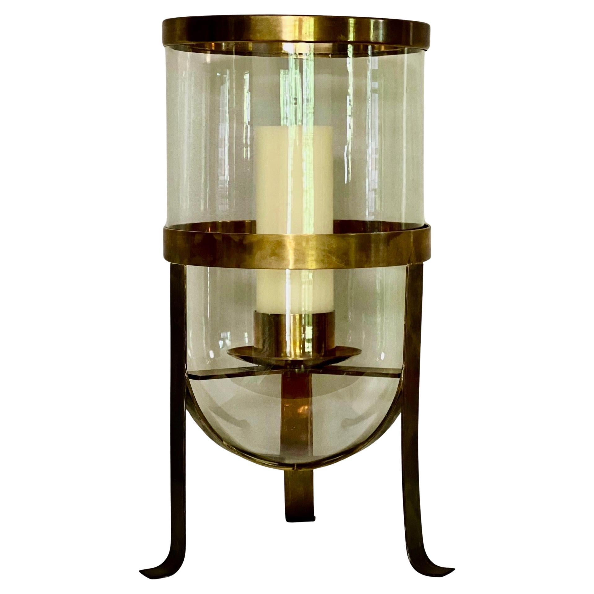 Grand ouragan en laiton et verre par Chapman dans le style de Gabriella Crespi en vente
