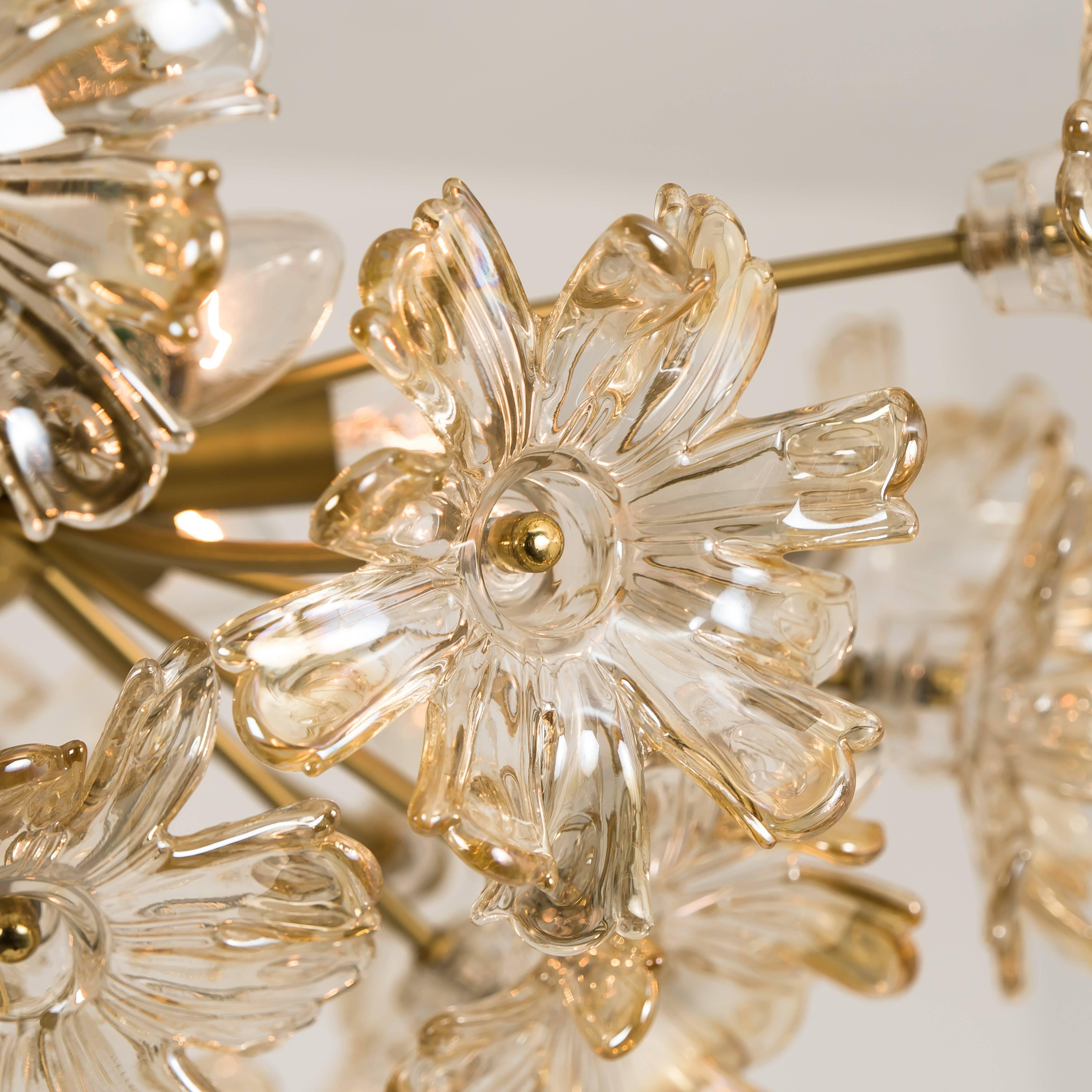 Late 20th Century Large Brass and Glass Murano Flower Chandelier, Italy, 1970 For Sale