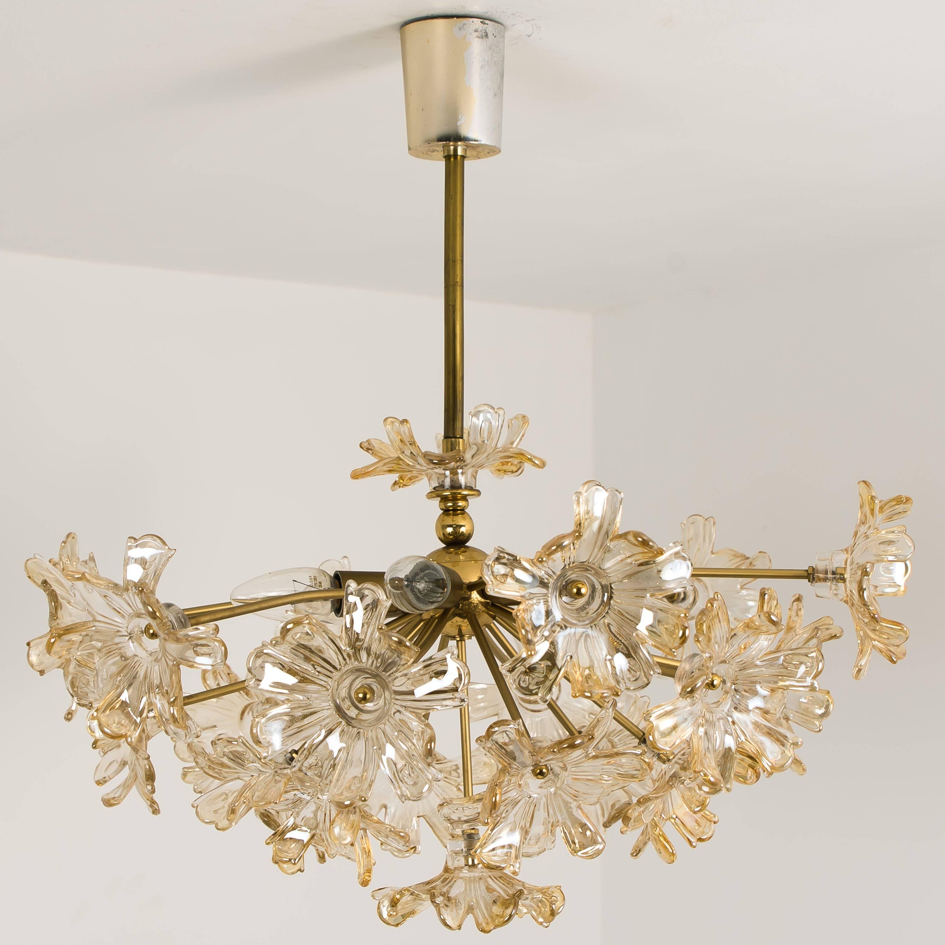 Large Brass and Glass Murano Flower Chandelier, Italy, 1970 For Sale 3
