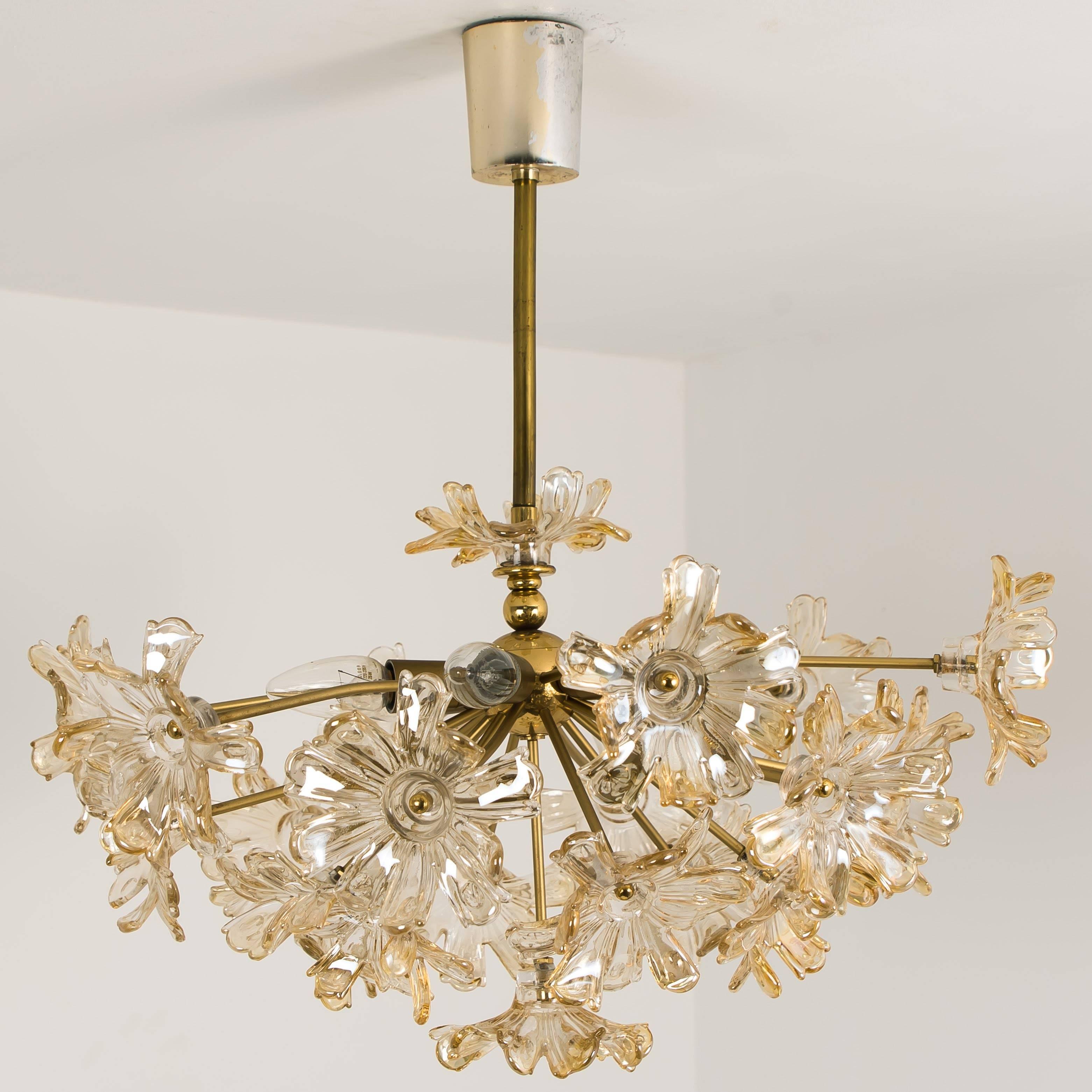 Large Brass and Glass Murano Flower Chandelier, Italy, 1970 For Sale 2