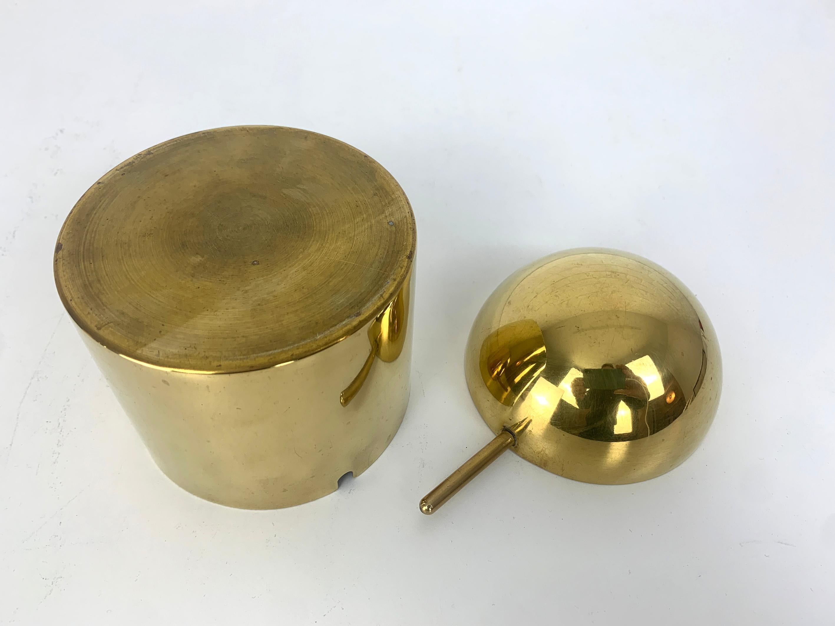 Large Brass Ashtray by Arne Jacobsen for Stelton, Cylinda-Line, 1960s For Sale 2