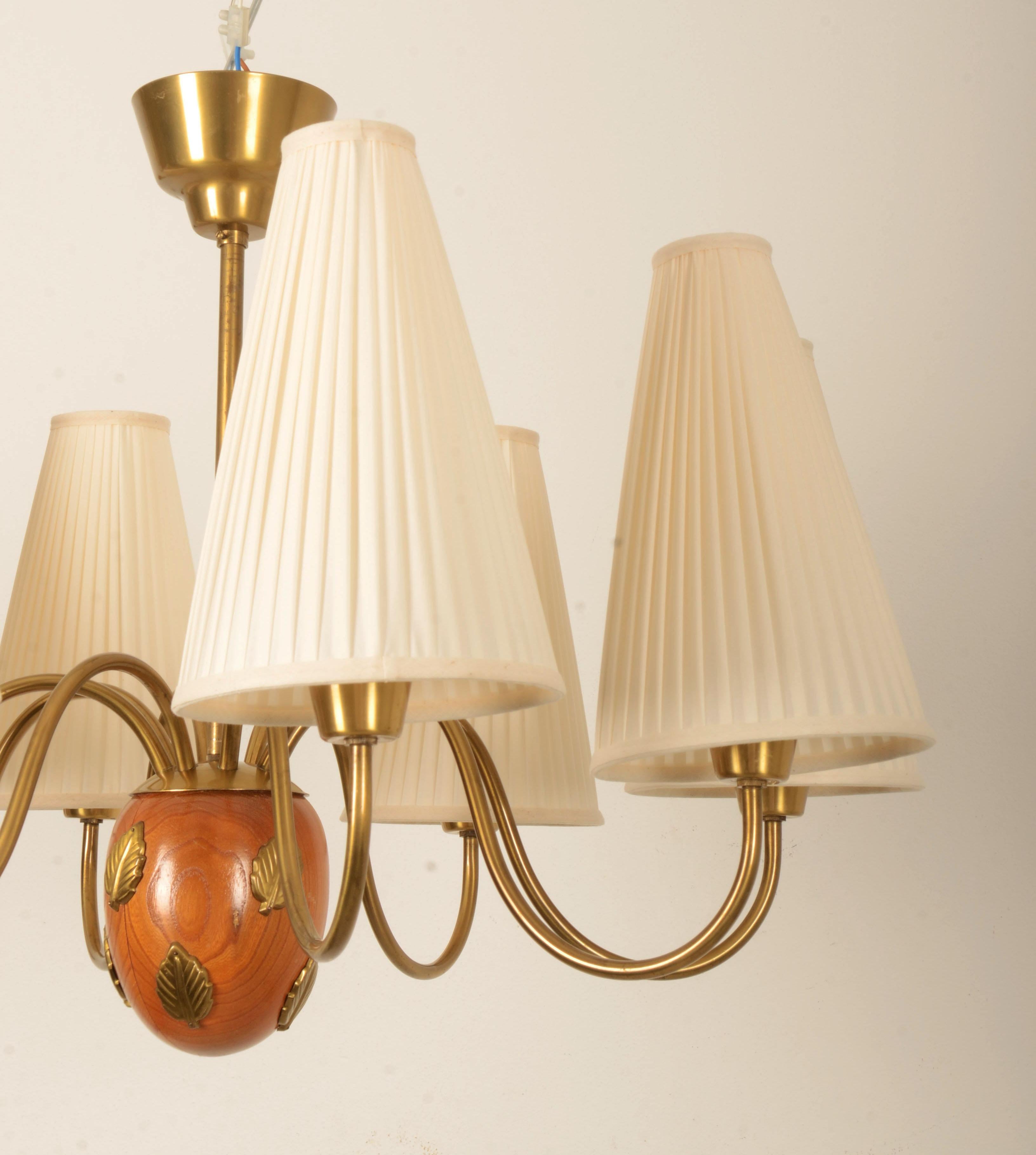 Grande lampadario in ottone di Hans Bergström, Ateljé Lyktan in vendita 8