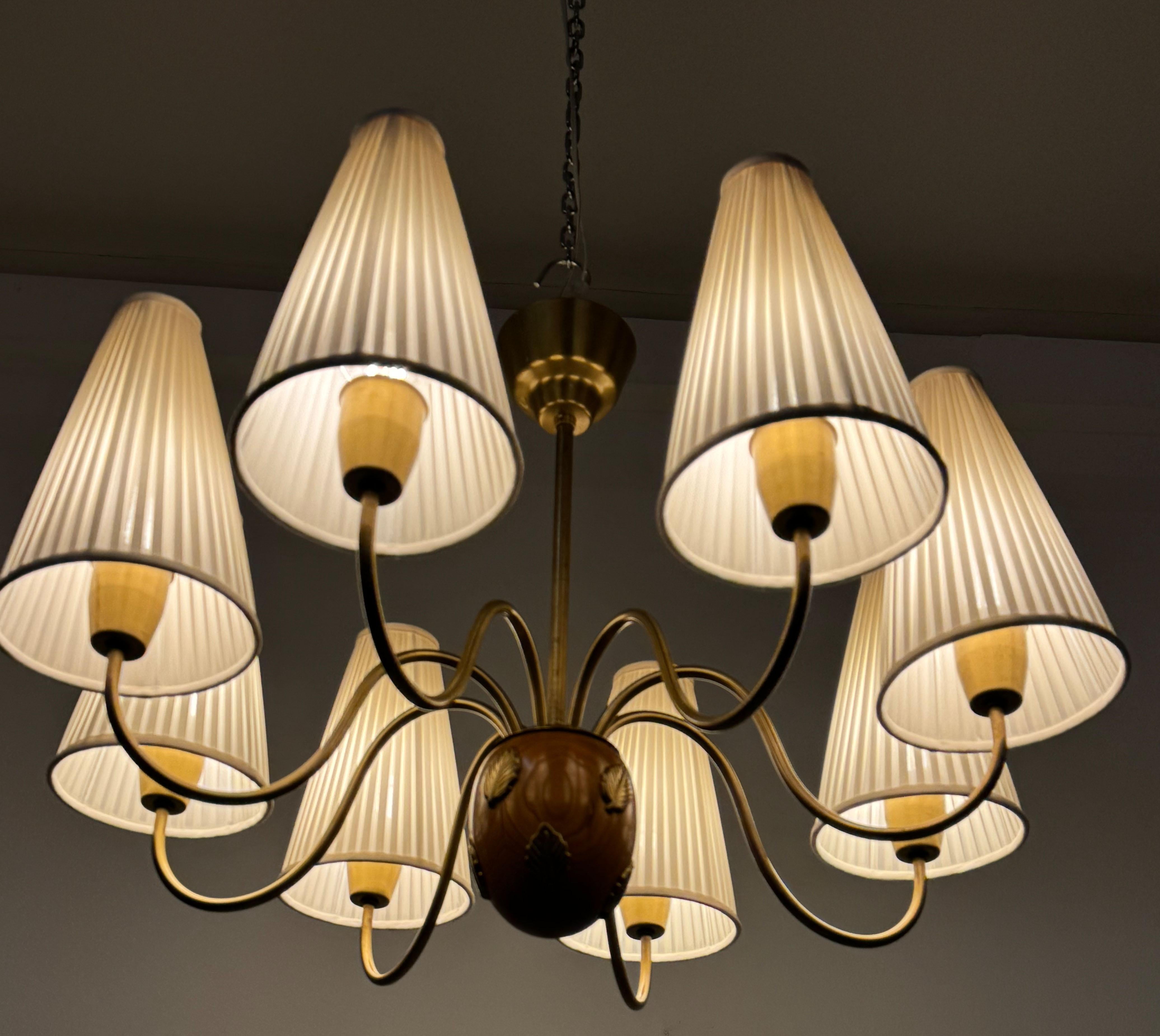 Grande lampadario in ottone di Hans Bergström, Ateljé Lyktan in vendita 11