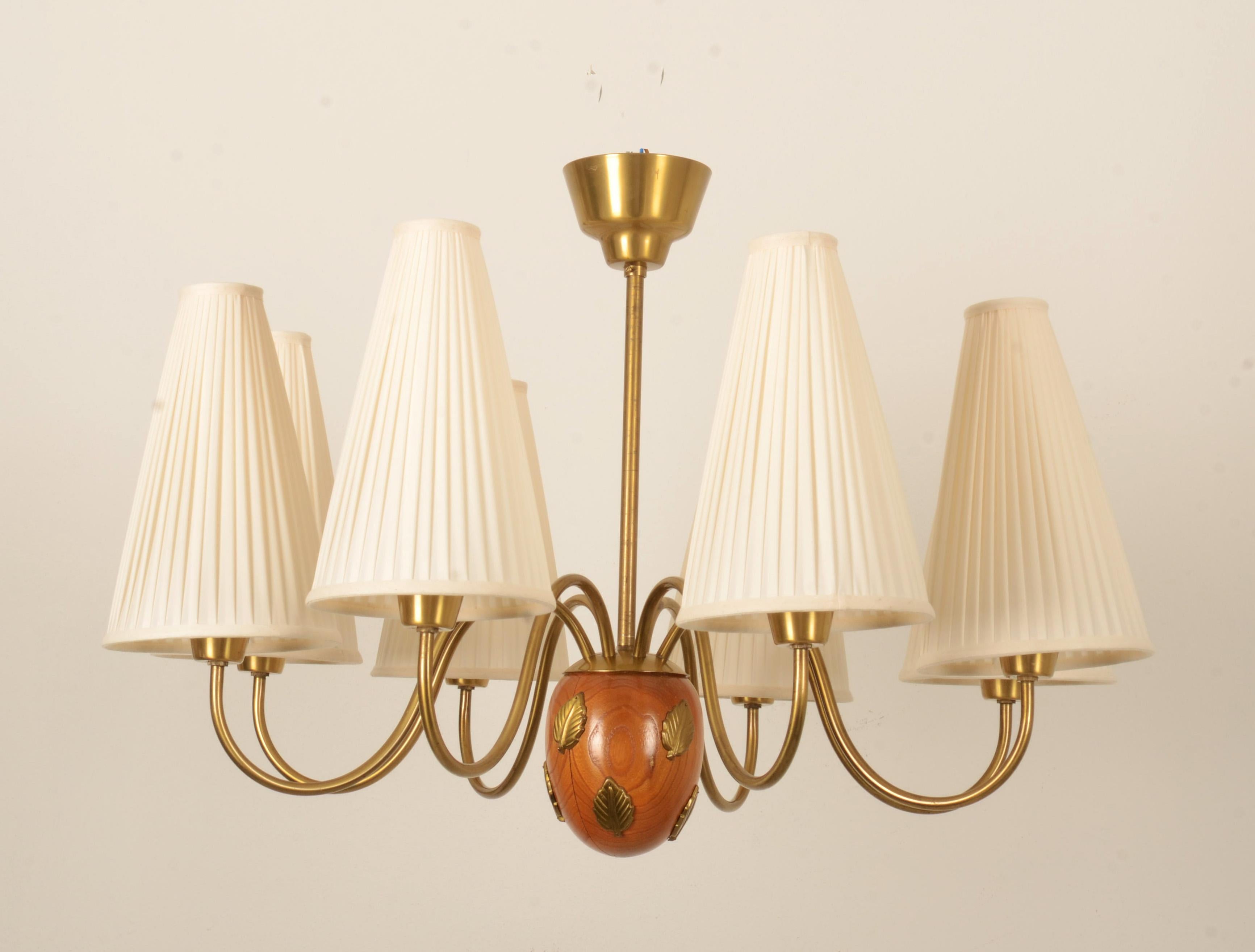 Grande lampadario in ottone di Hans Bergström, Ateljé Lyktan In condizioni buone in vendita a Vienna, AT
