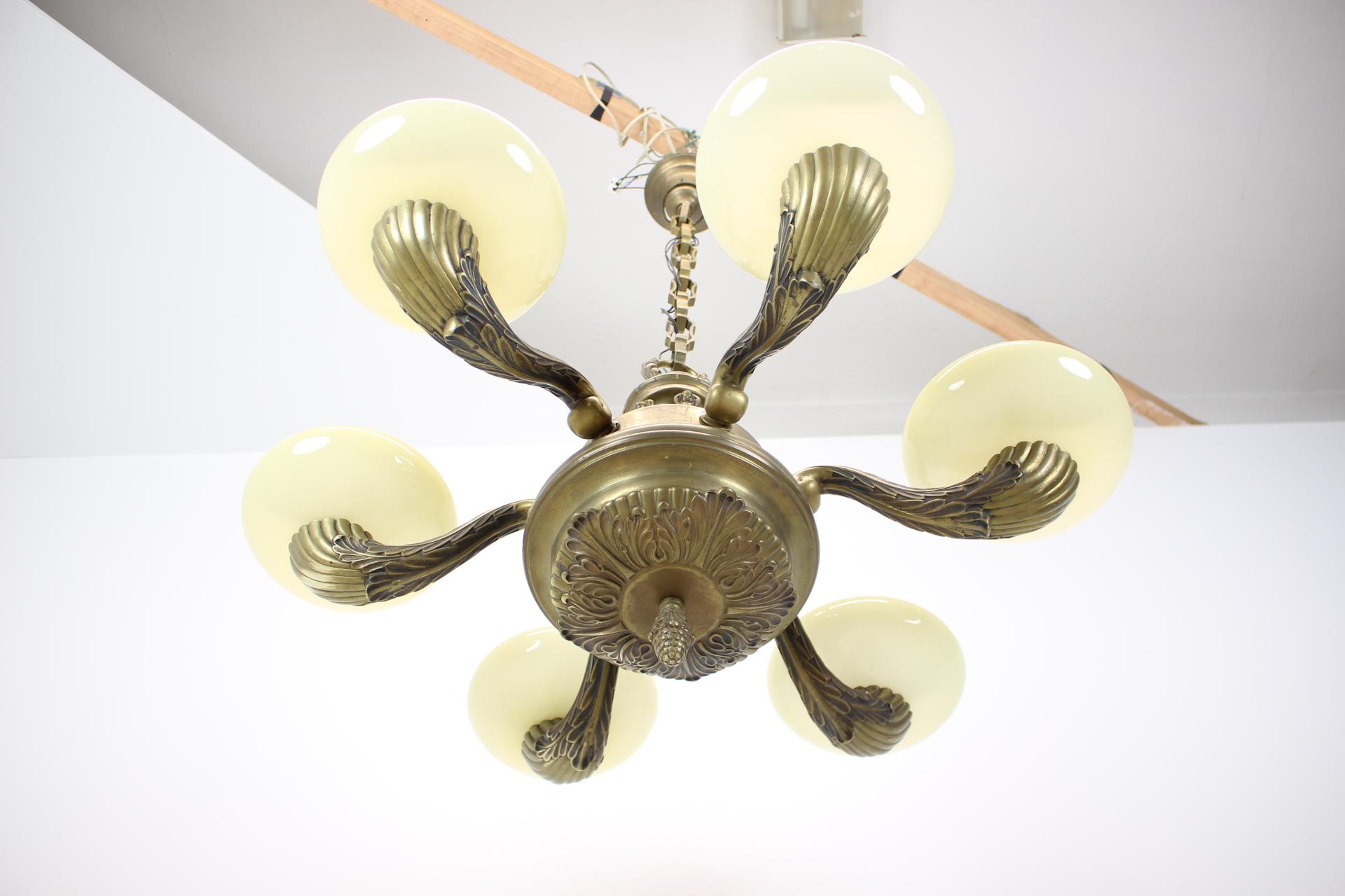 Large Brass Chandelier, circa 1900 For Sale 7