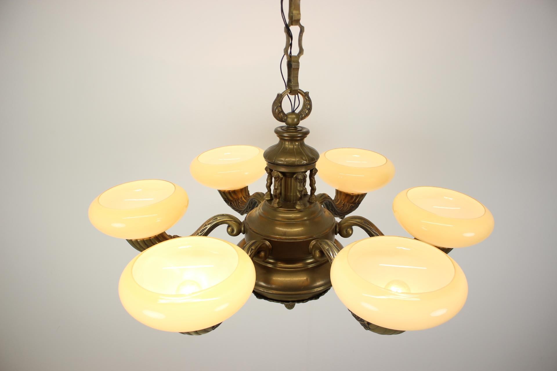 Large Brass Chandelier, circa 1900 For Sale 12