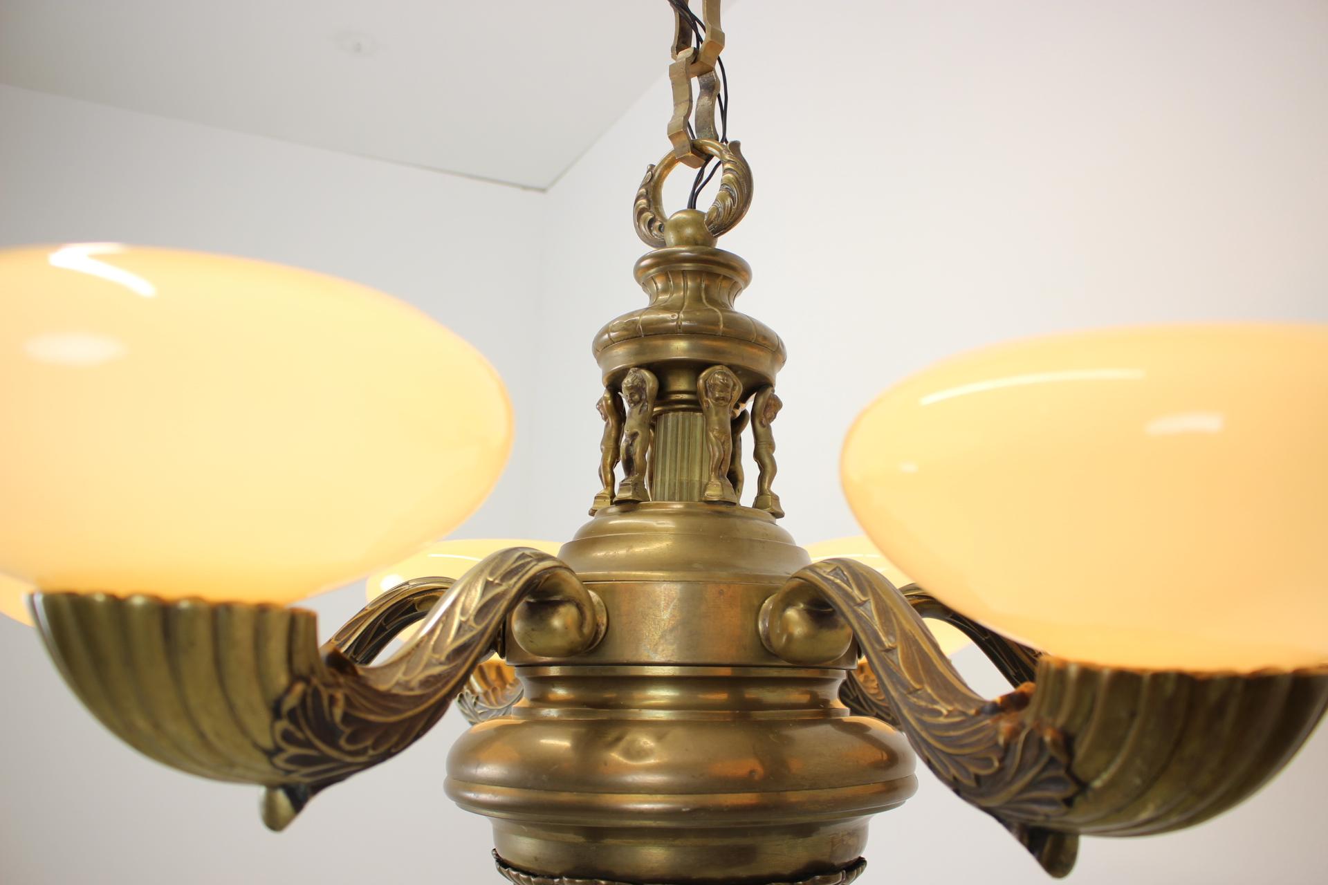 Large Brass Chandelier, circa 1900 For Sale 13