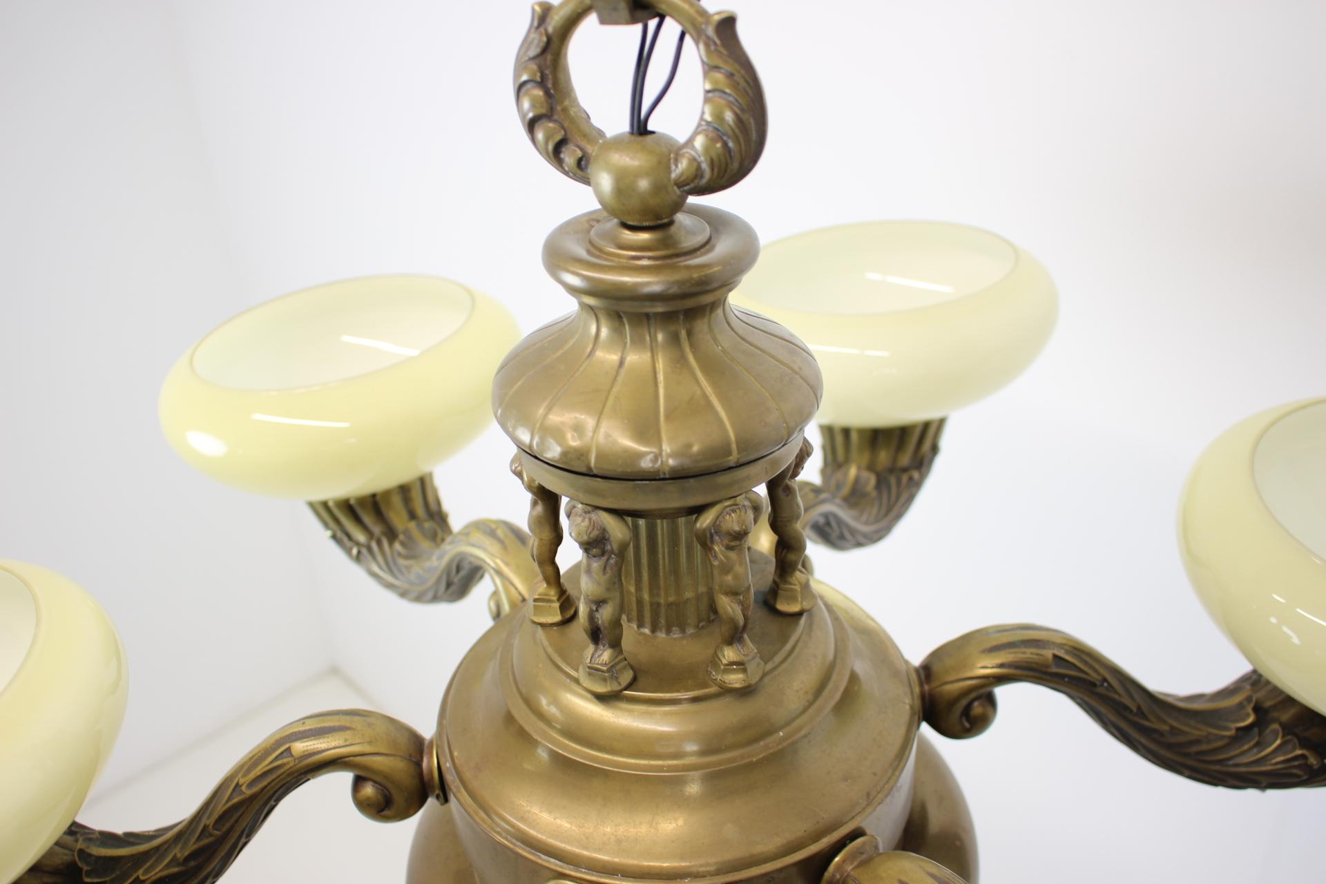 20th Century Large Brass Chandelier, circa 1900 For Sale