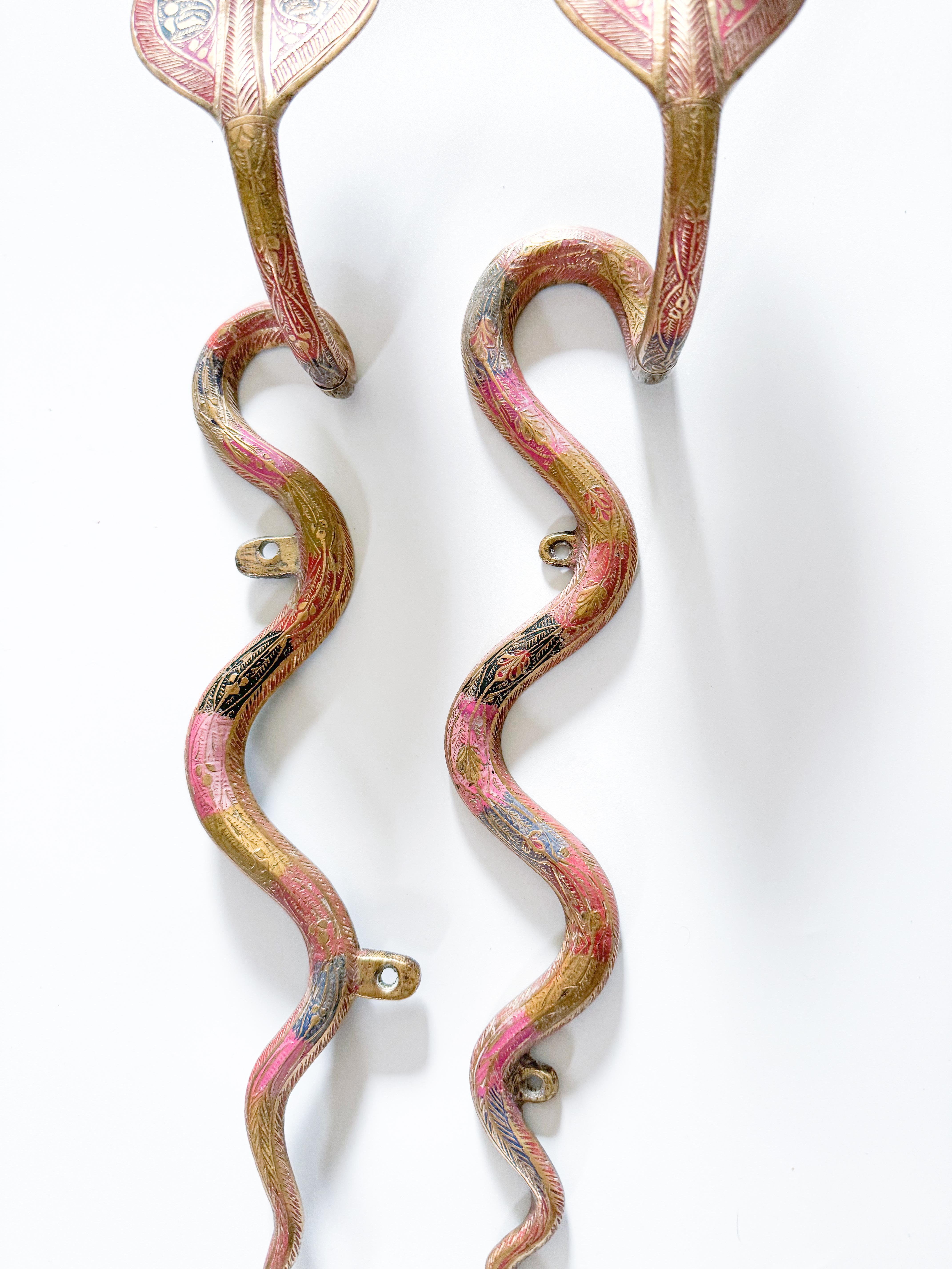 Large Brass Cobra Snake Wall Sconces Pair In Good Condition In Toronto, CA