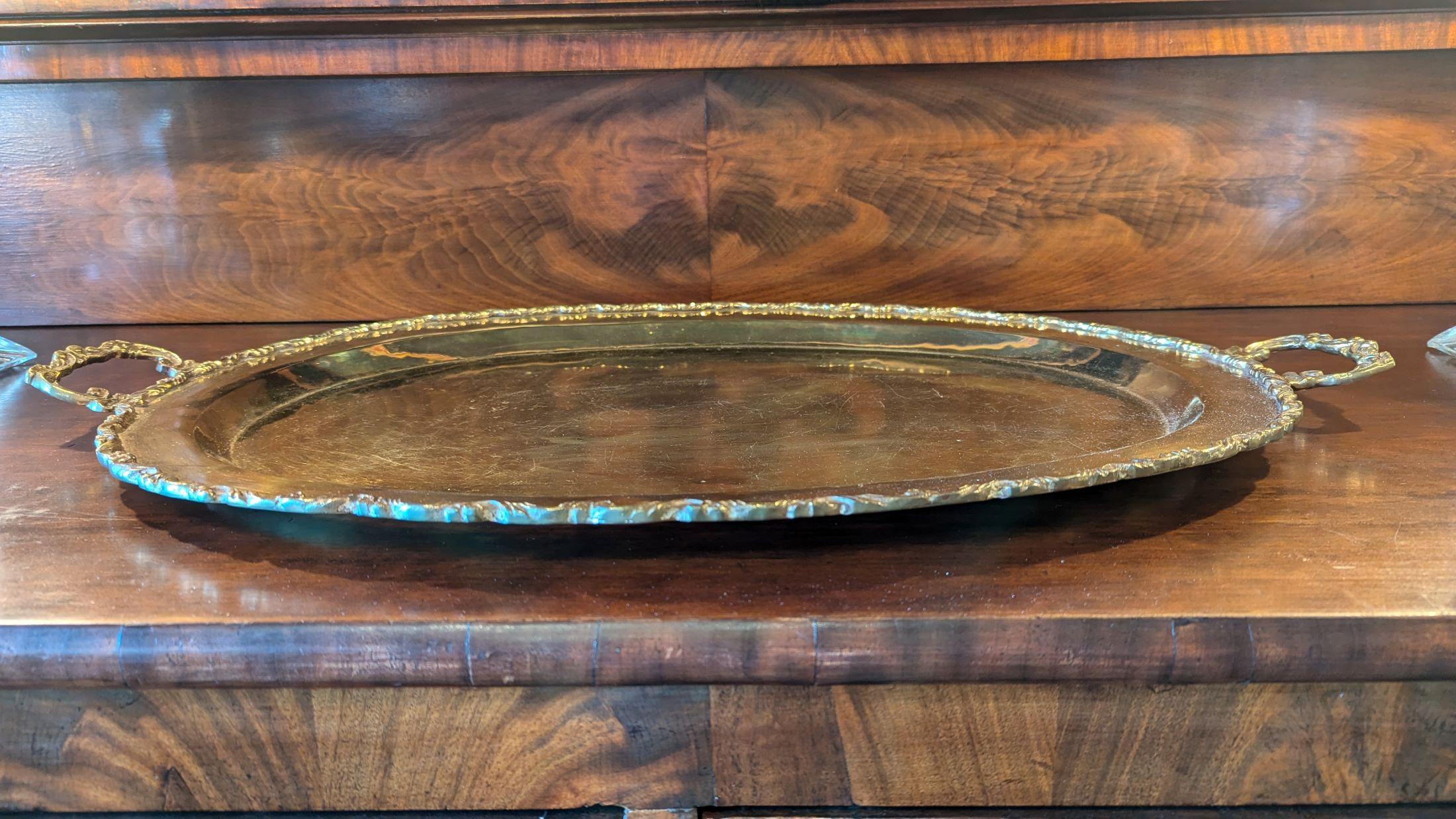 Indiano Grande servizio da caffè e tè in ottone con vassoio in vendita