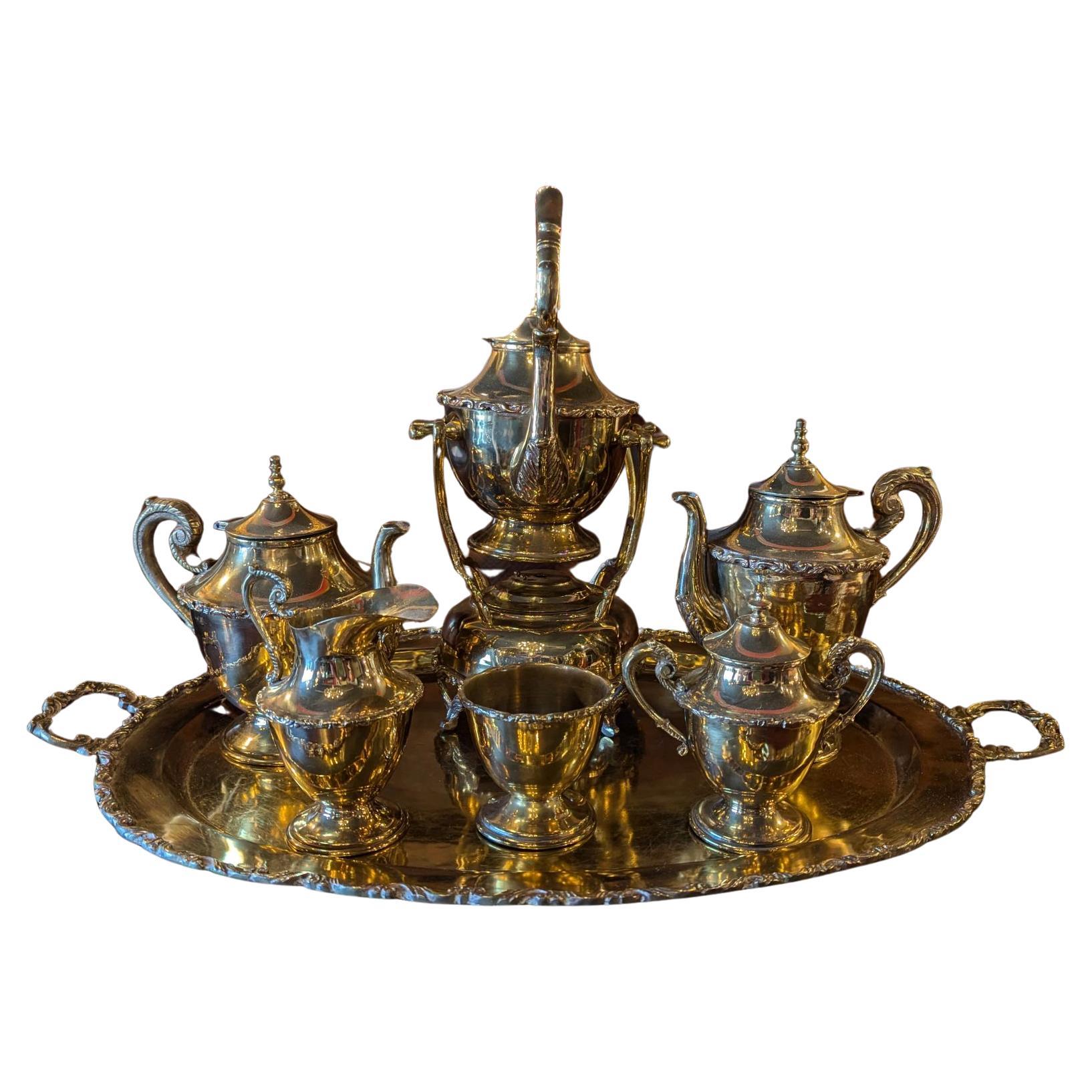 Grande servizio da caffè e tè in ottone con vassoio