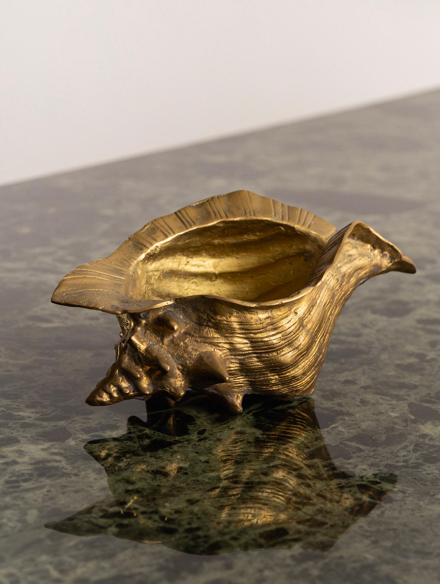 Large Brass Conch Shell Planter Catchall by Rosenthal Netter In Good Condition In Brooklyn, NY