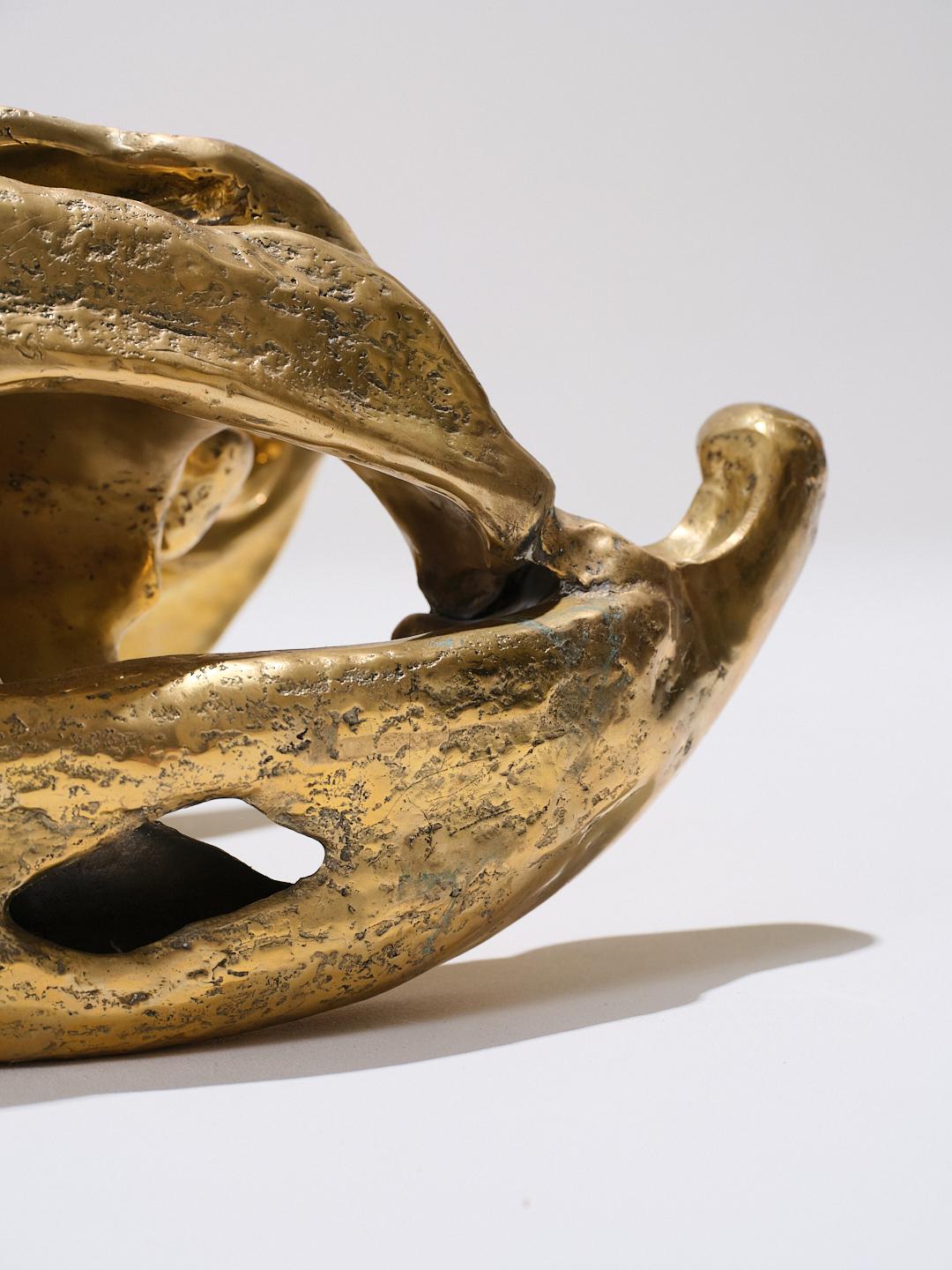 Grande scultura in ottone con teschio di coccodrillo, anni '80 in vendita 8