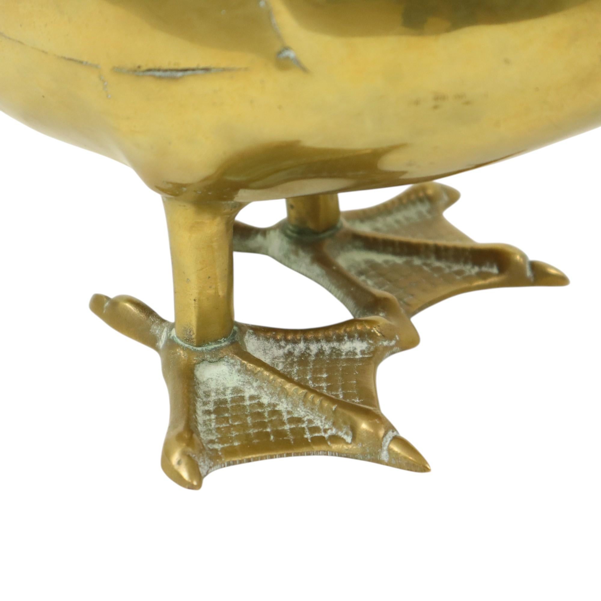 Grande scultura di anatra in ottone, statua degli anni Settanta, 34 cm in vendita 2