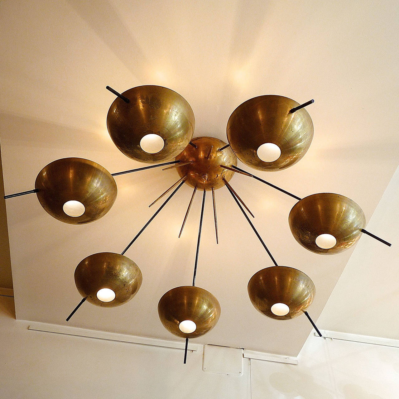 Mid-Century Modern Large Brass Italian Ceiling Lamp in the Style of Stilnovo For Sale